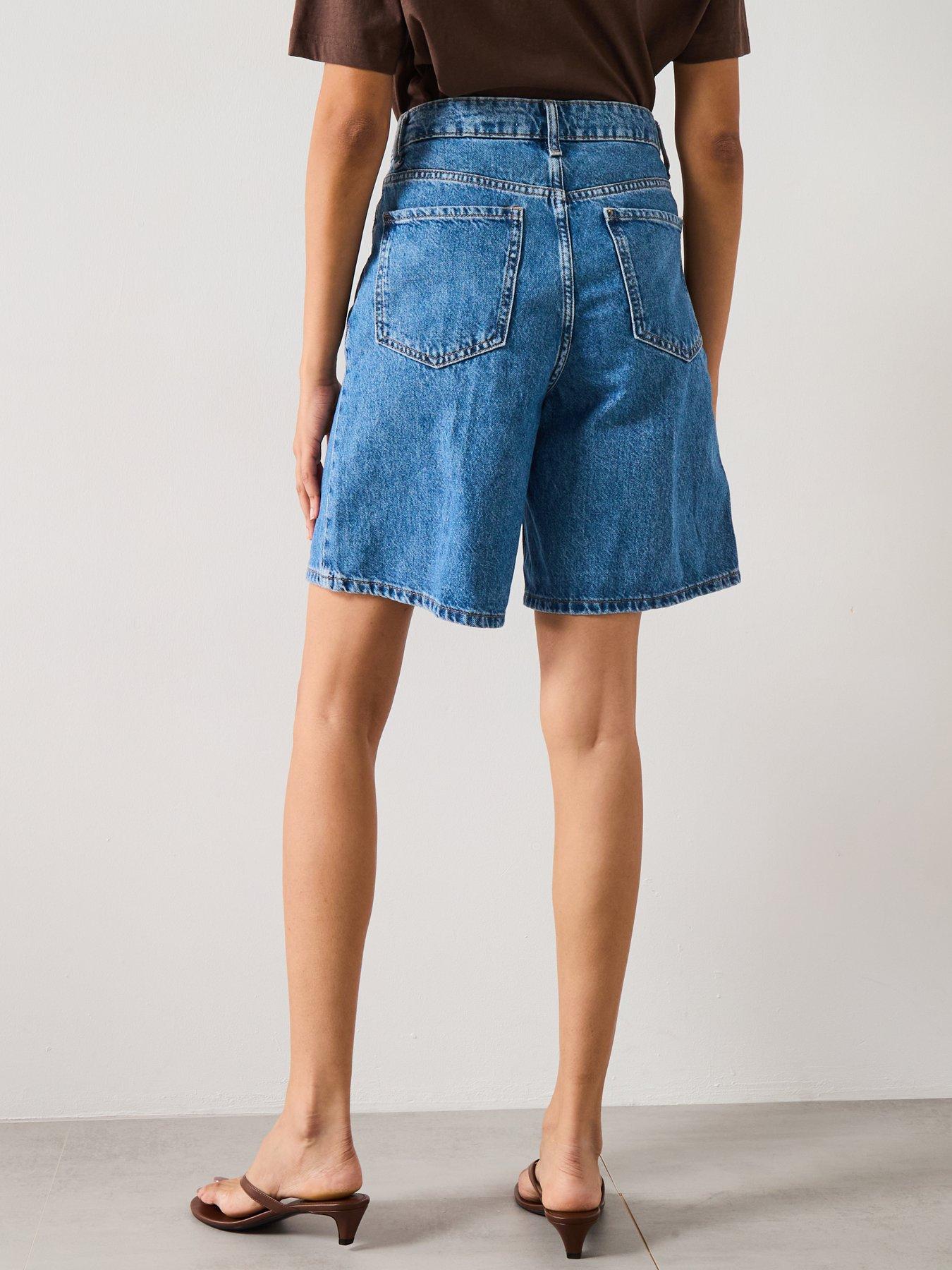 mango-bermuda-shorts-camilla-bluestillFront