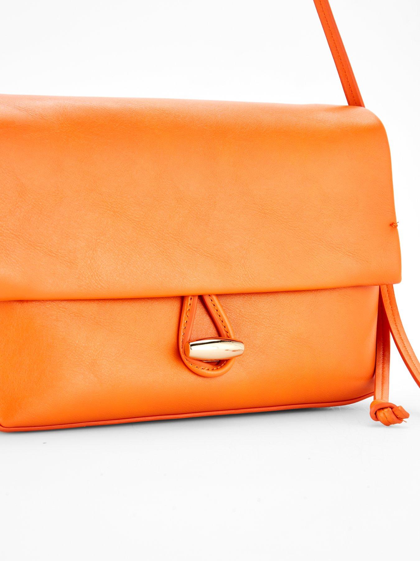 mango-shoulder-bag-with-strap-orangeoutfit