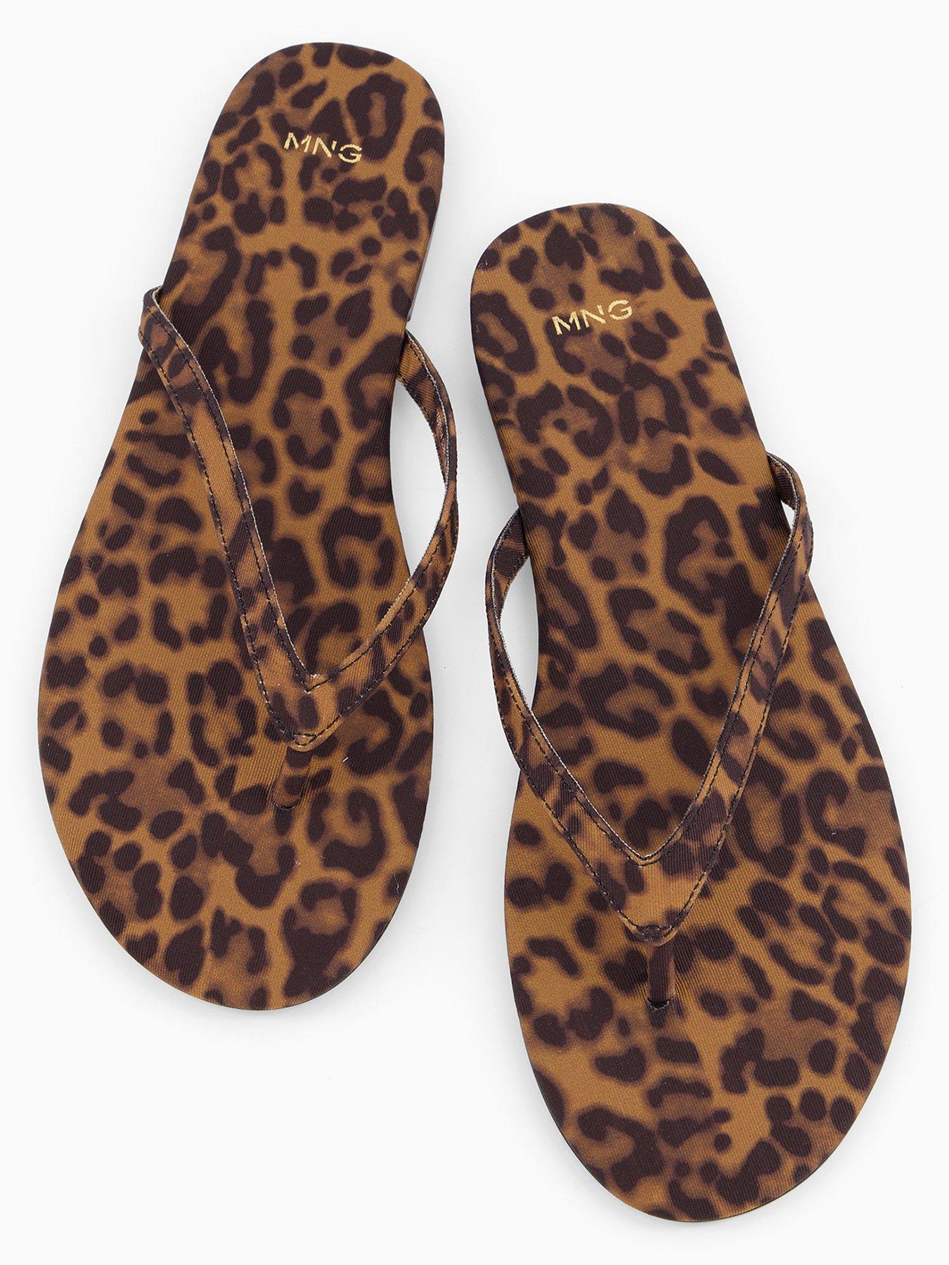 mango-leopard-print-sandals-with-strap-blackoutfit