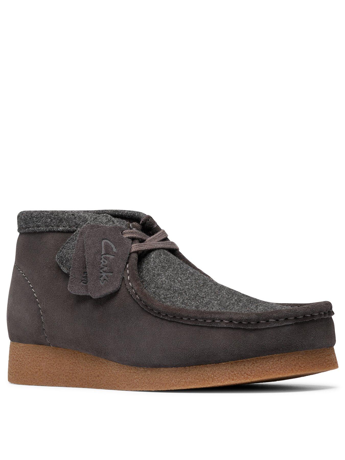 clarks-clarks-wallabee-evo-chukka-boots-greystillFront