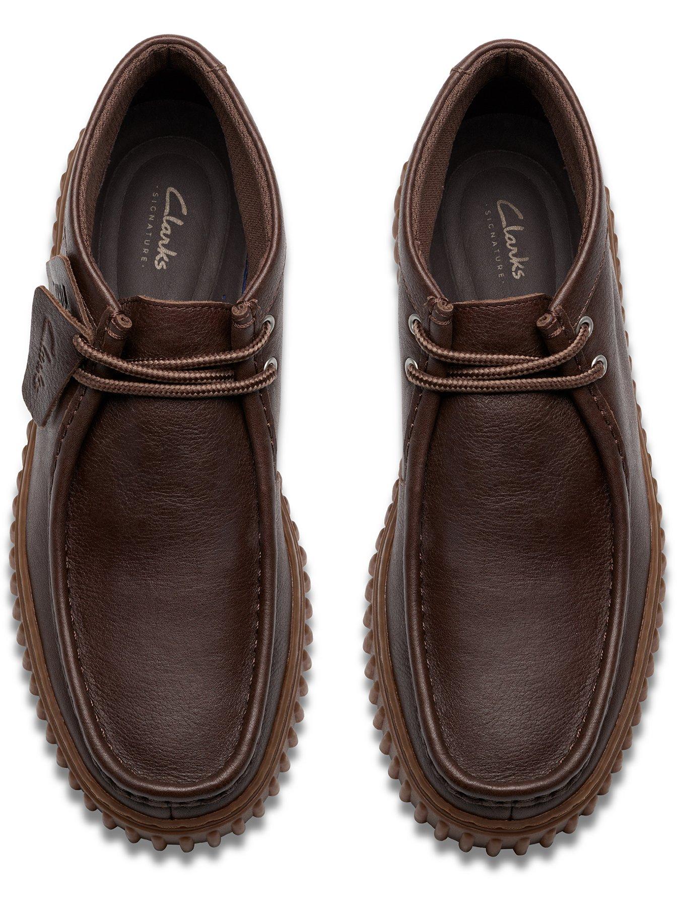 Image 4 of 6 of Clarks Torhill Hi Chukka Boots - Dark Brown