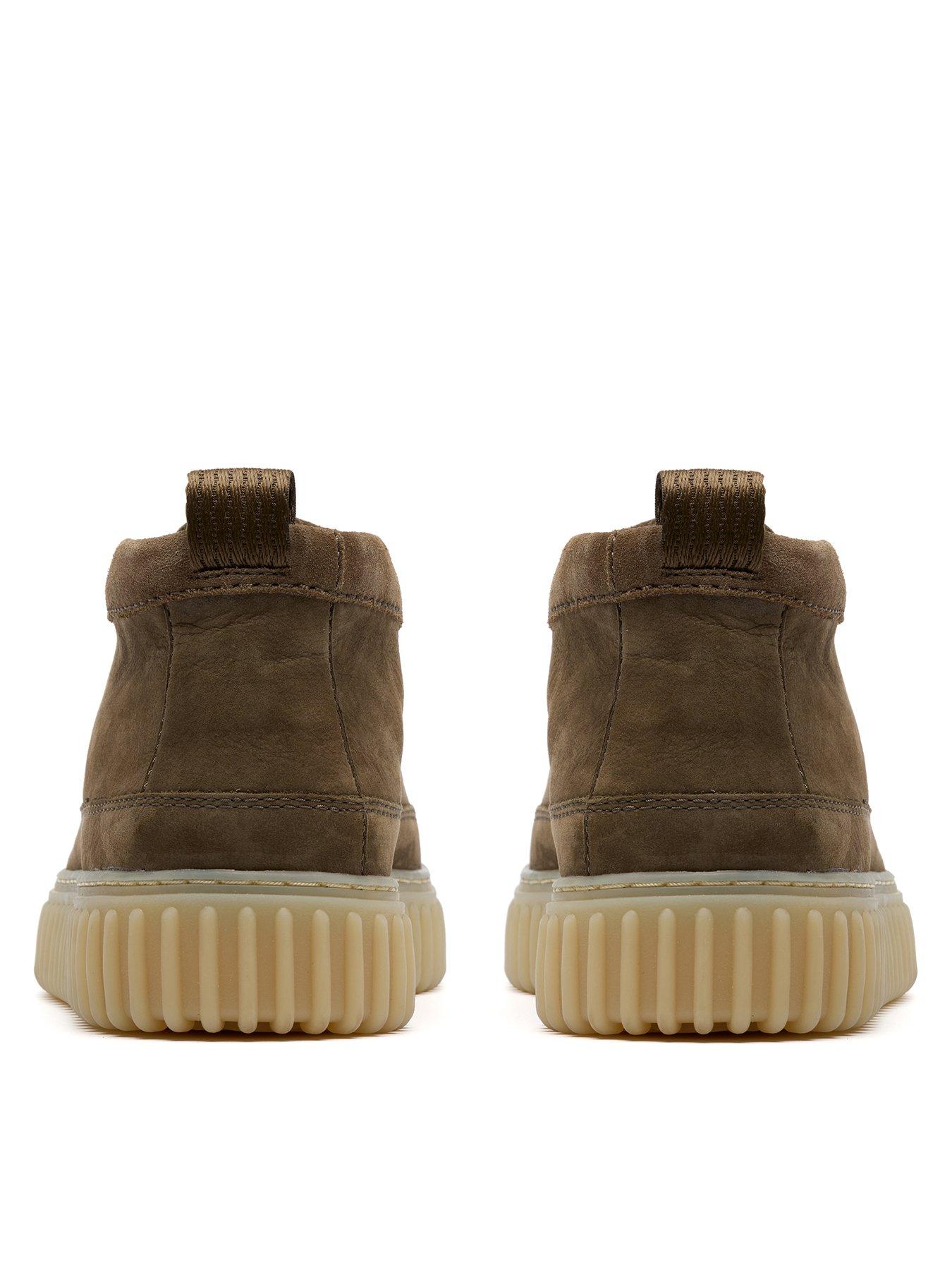 clarks-torhill-hi-ankle-chukkanbspboots-khakiback