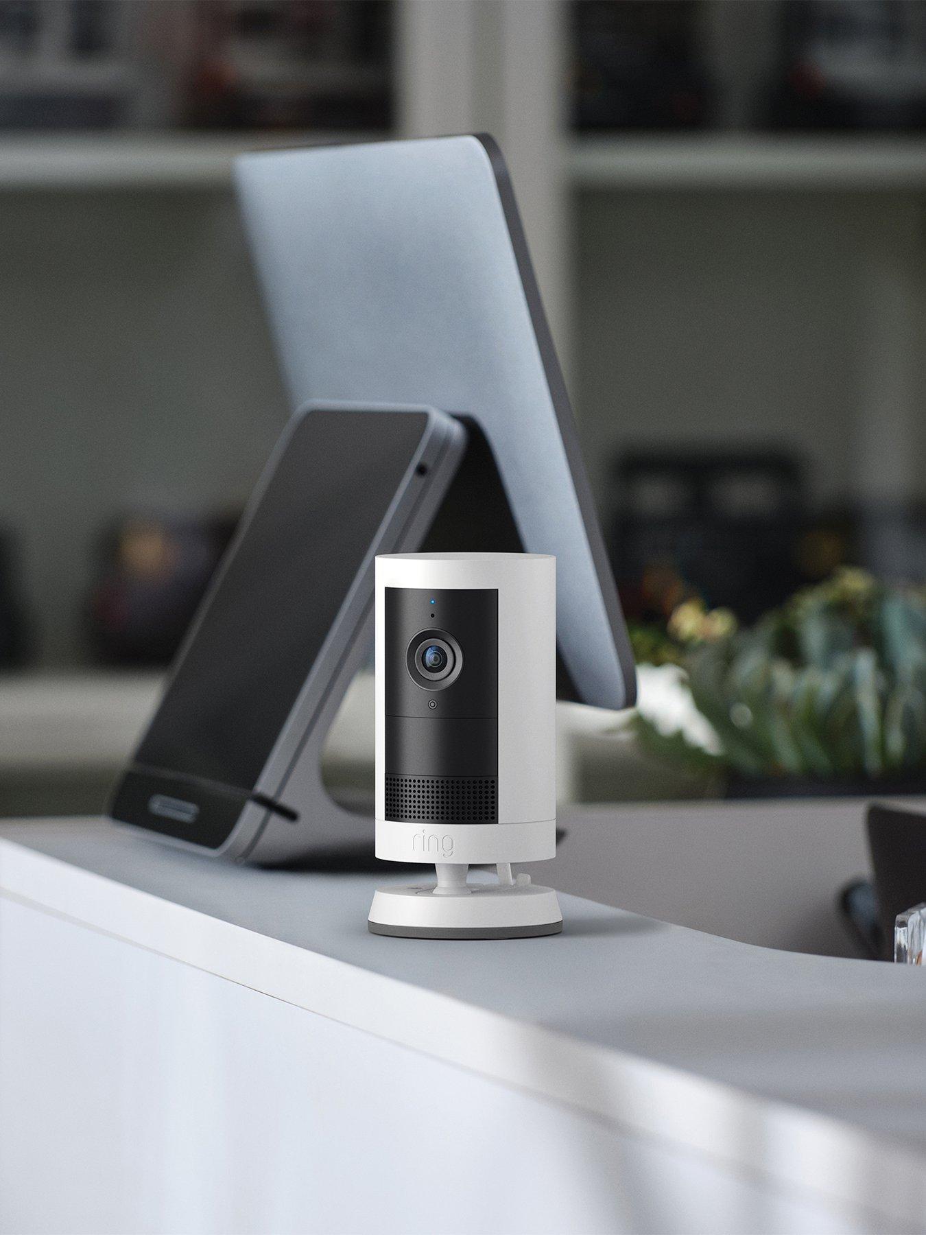 ring-ring-outdoor-camera-plus-plug-in-with-2k-video-smart-camera-whiteoutfit