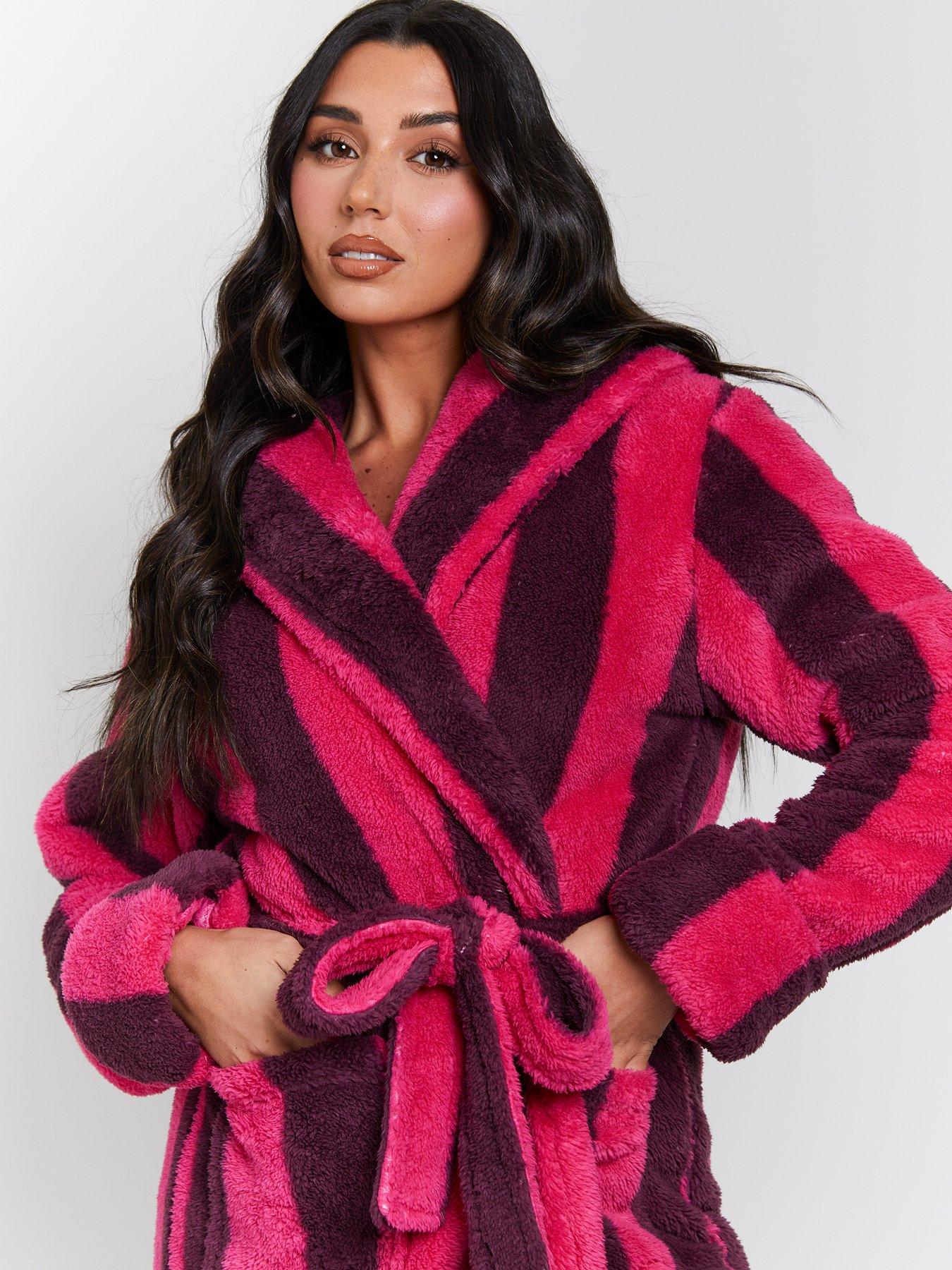 loungeable-chunky-sherpa-stripe-hooded-dressing-gown-reddetail