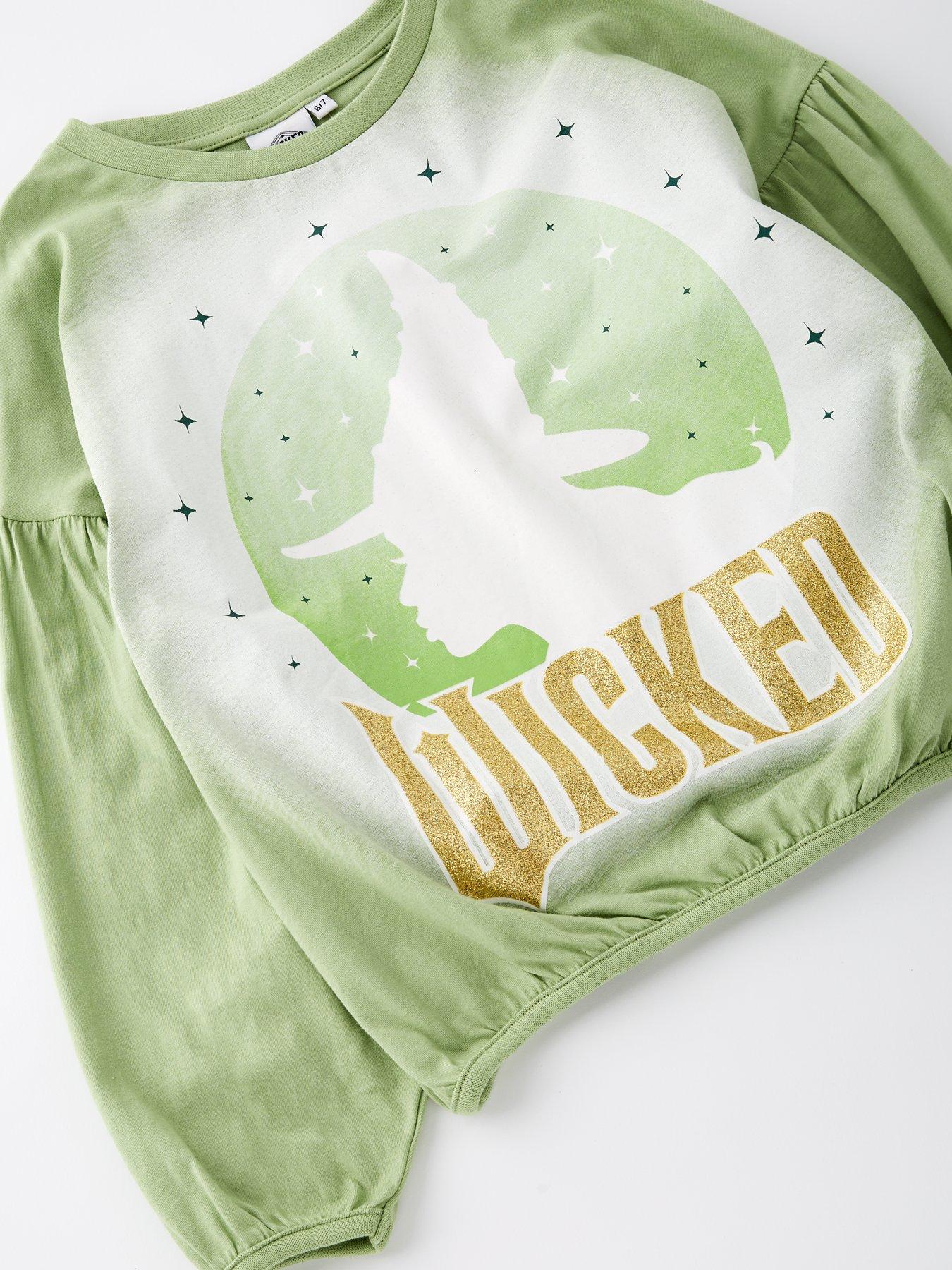 wicked-elphaba-long-sleeve-pyjama-set-greendetail