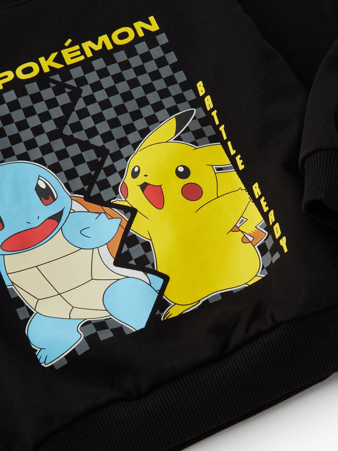 pokemon-sweatshirt-blackoutfit
