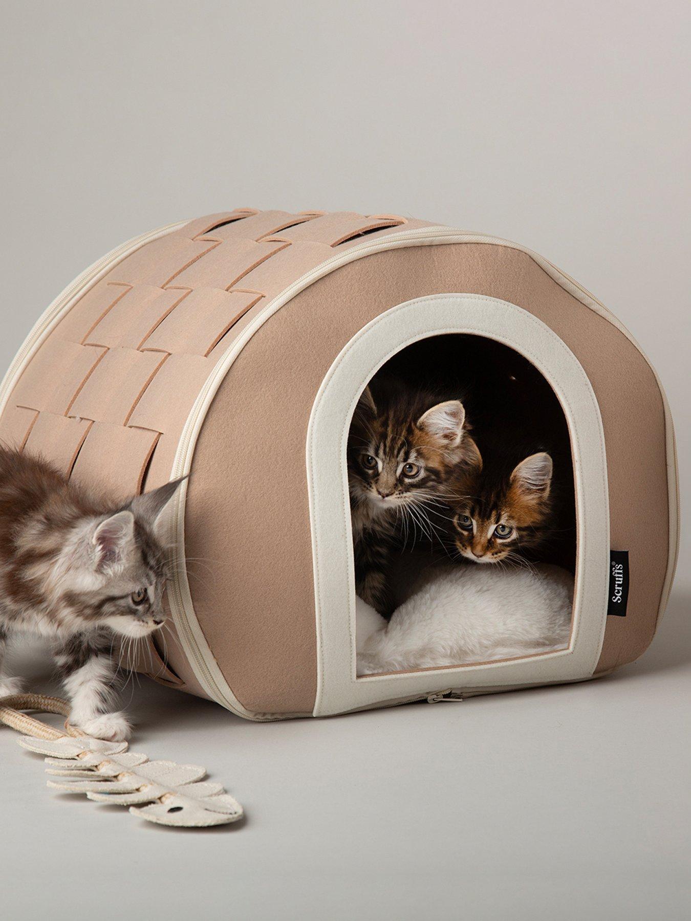 Scruffs Scruffs Stockholm Felt Cave Cat Bed in Beige