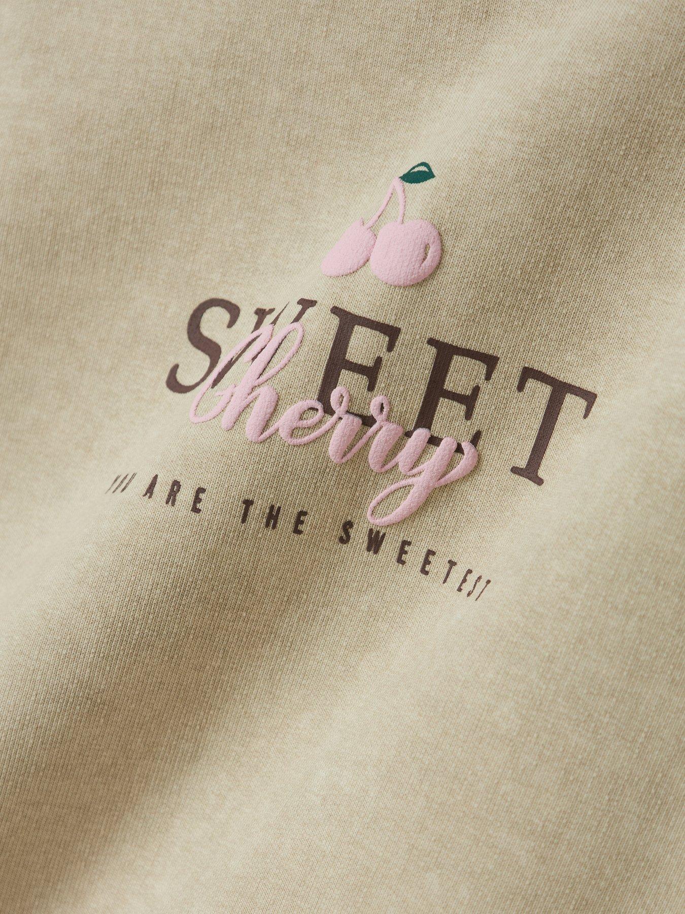 name-it-mini-girls-sweet-cherry-back-print-sweat-beigeoutfit