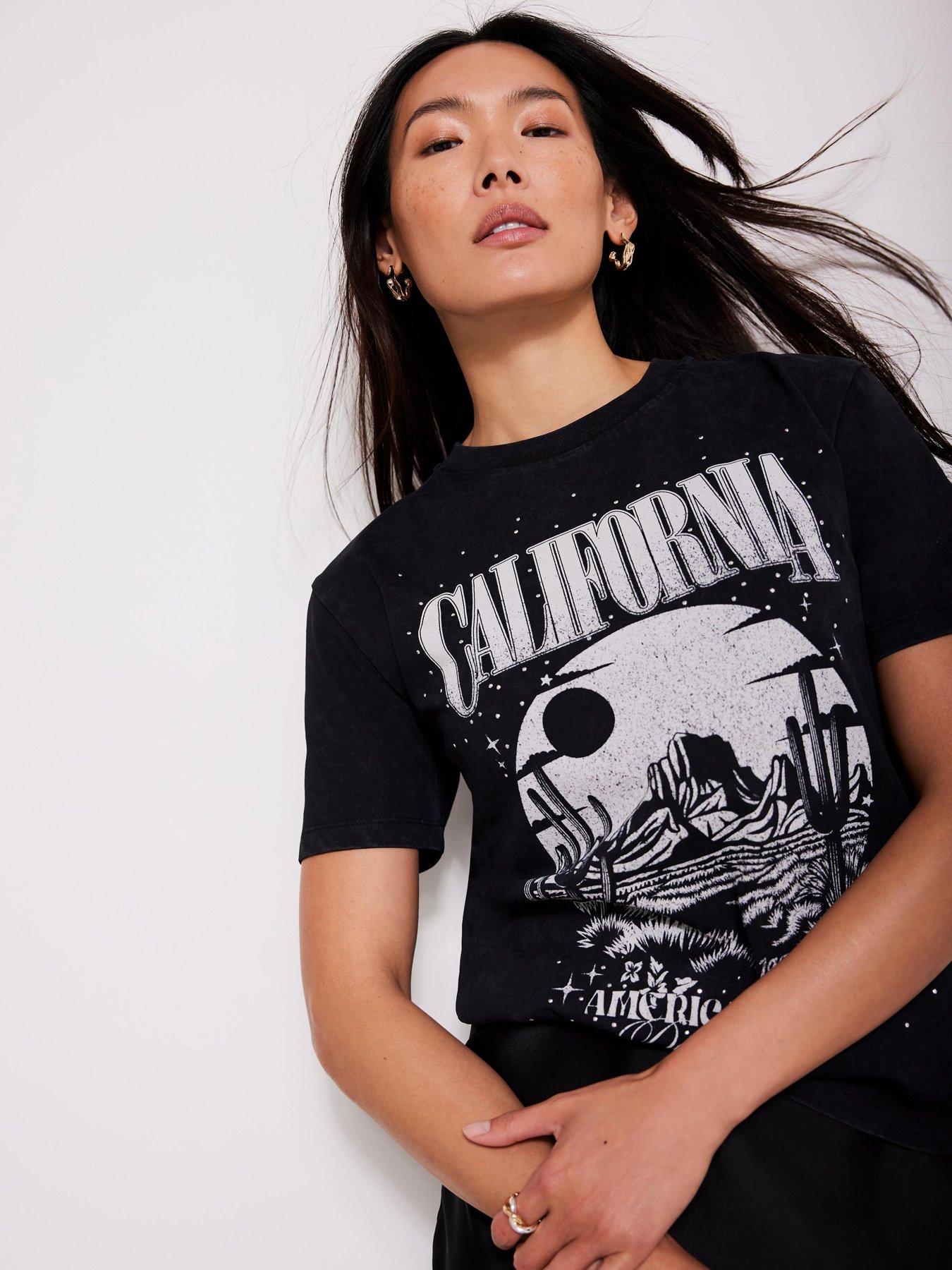 mint-velvet-california-t-shirt-blackstillFront