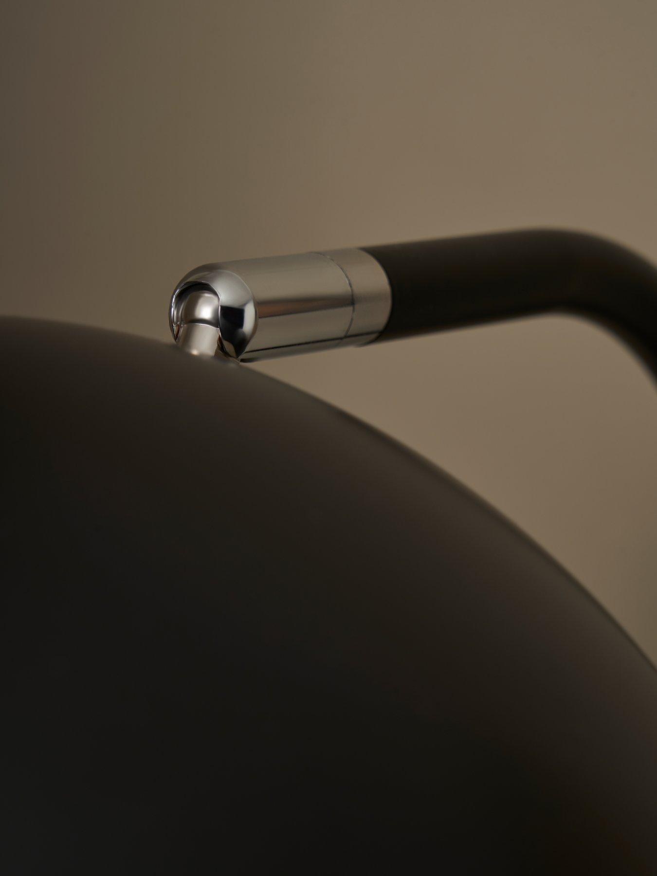 bhs-trav-arc-floor-lampoutfit