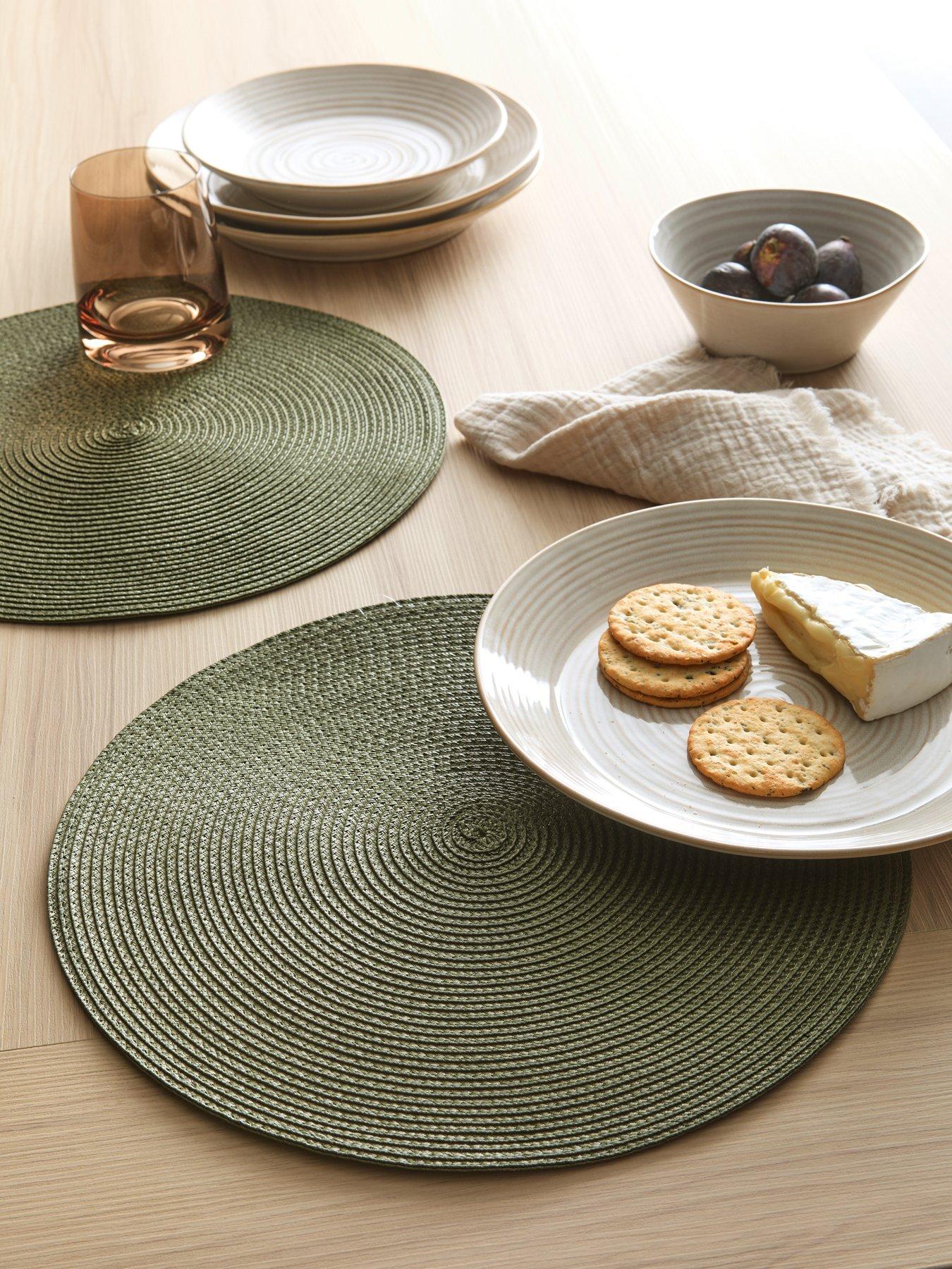 Michelle Keegan Home Set Of 4 Round Woven Placemats