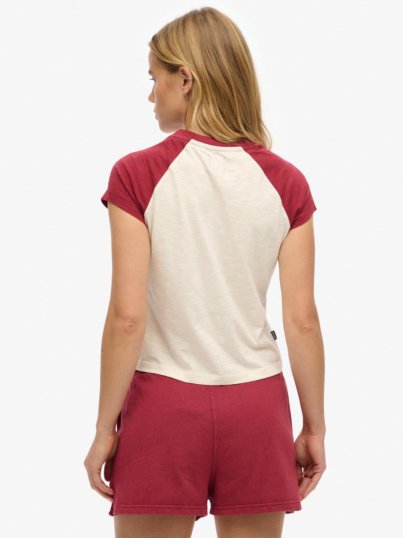 Image 2 of 5 of Superdry Cotton Essential Logo Raglan T-Shirt - Red