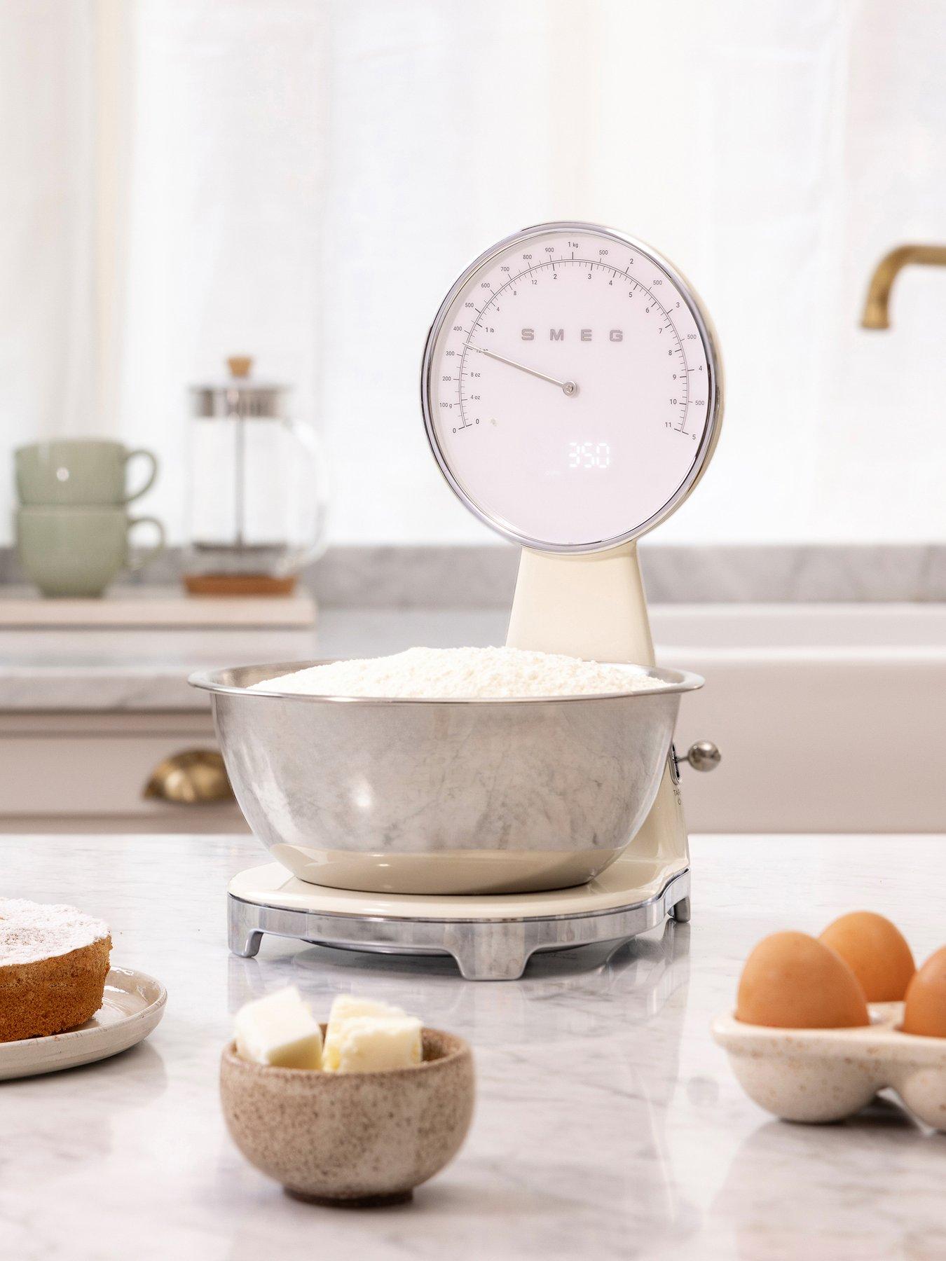 Image 2 of 5 of Smeg 50's Style Kitchen Scales with Removeable Bowl, Cream