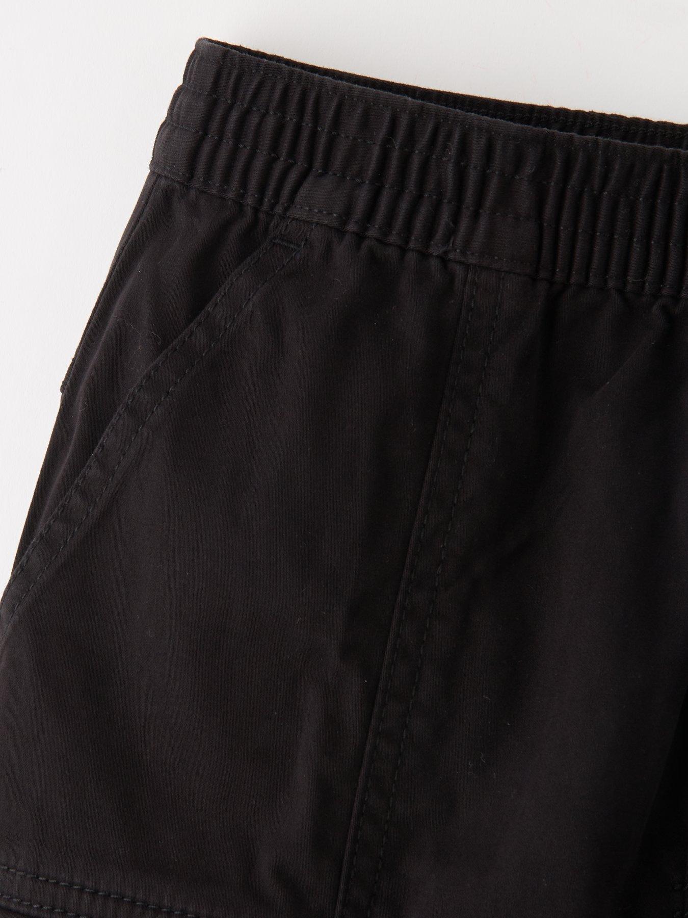 Image 4 of 4 of Calvin Klein Jeans Boys Essential Woven Cargo Pants - Black