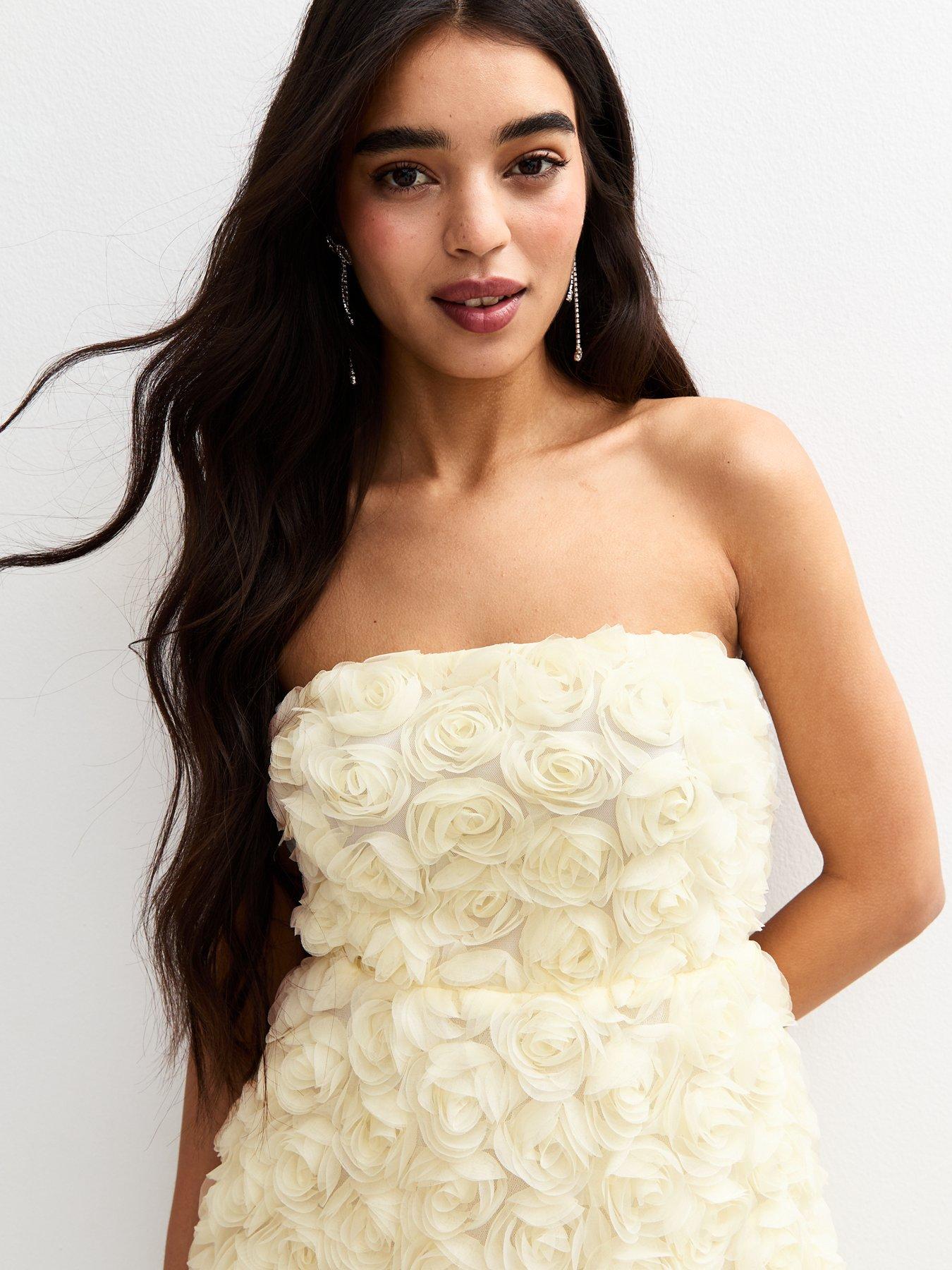 new-look-occ-gold-3d-flower-bandeau-mini-whiteoutfit
