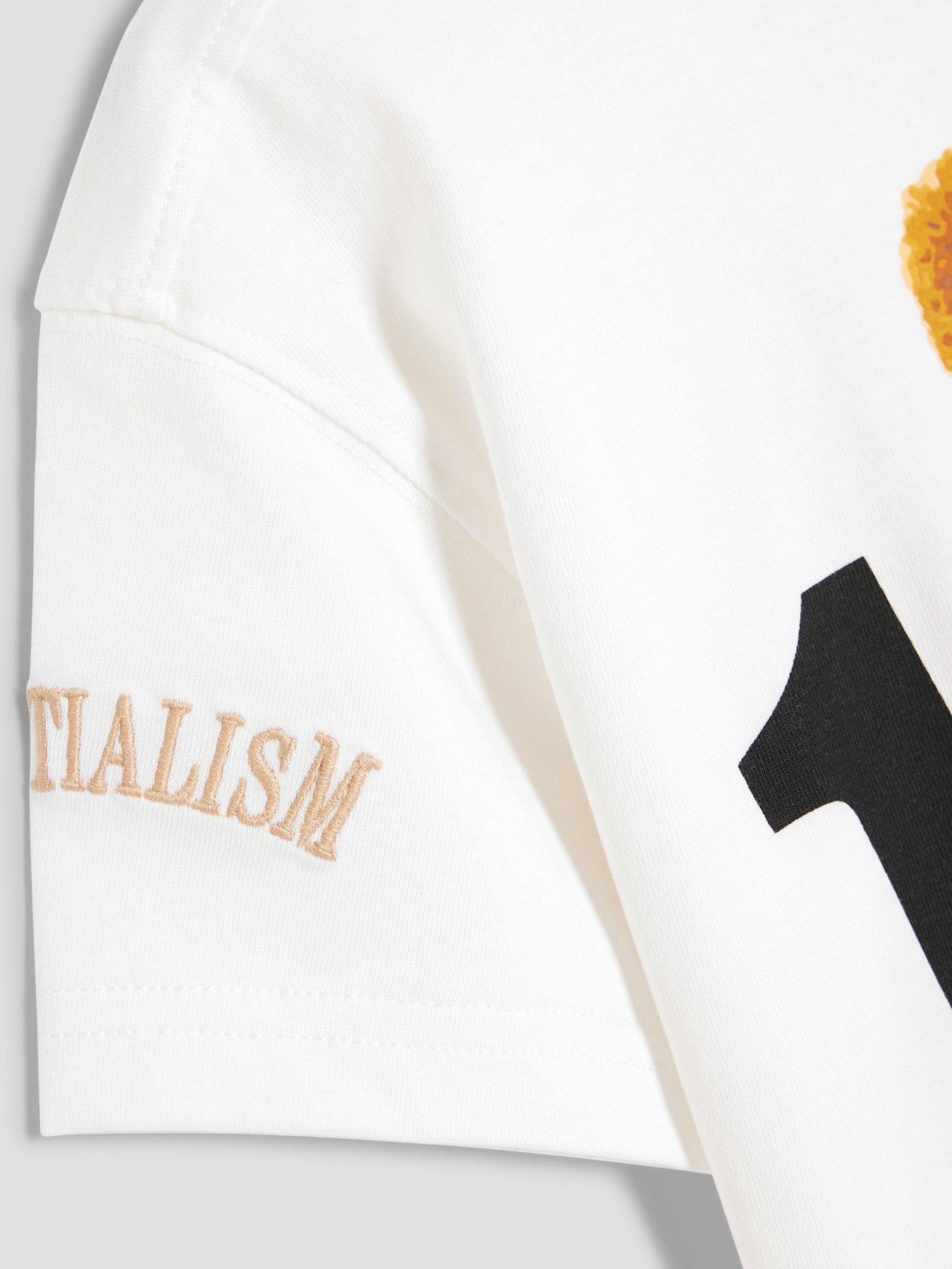 river-island-mini-boys-varsity-bear-t-shirt-whitedetail