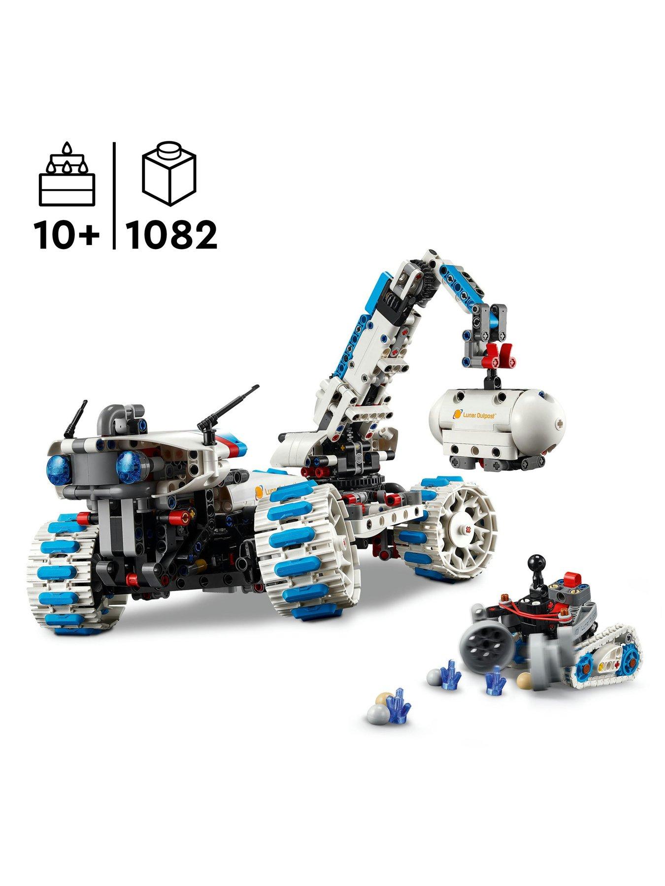 lego-technic-lunar-outpost-moon-rover-space-vehicle-42211stillFront