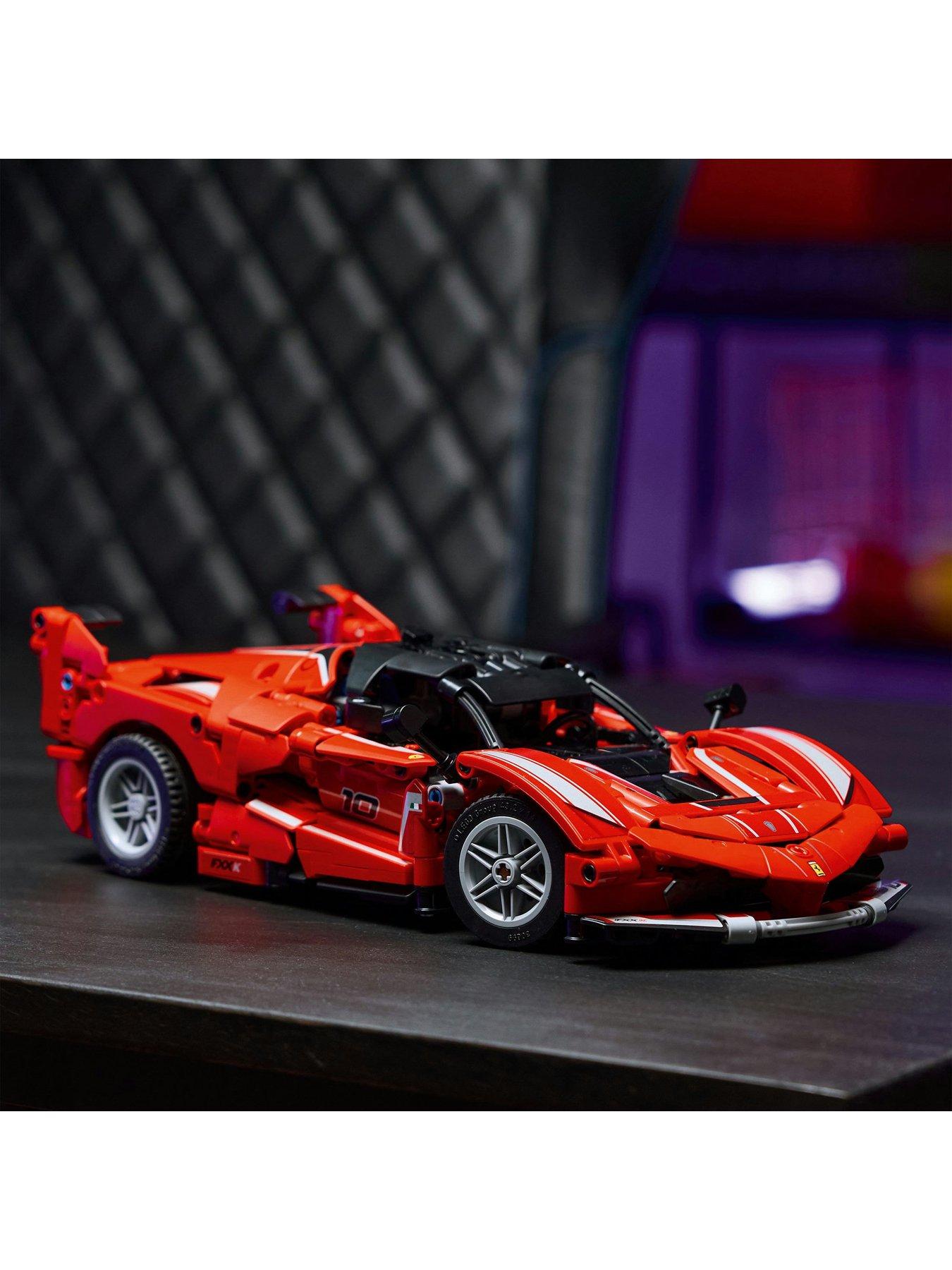 lego-technic-ferrari-fxx-k-race-car-toy-42212detail