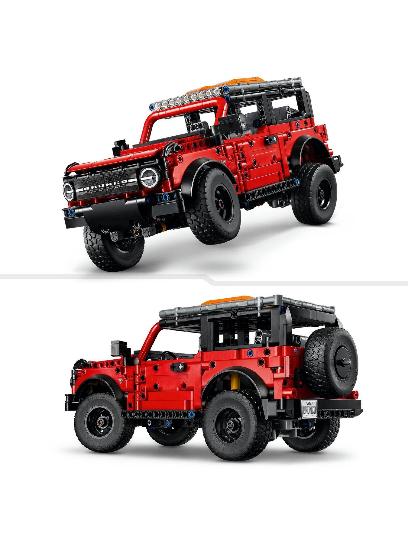 lego-technic-ford-bronco-suv-off-road-car-toy-42213back