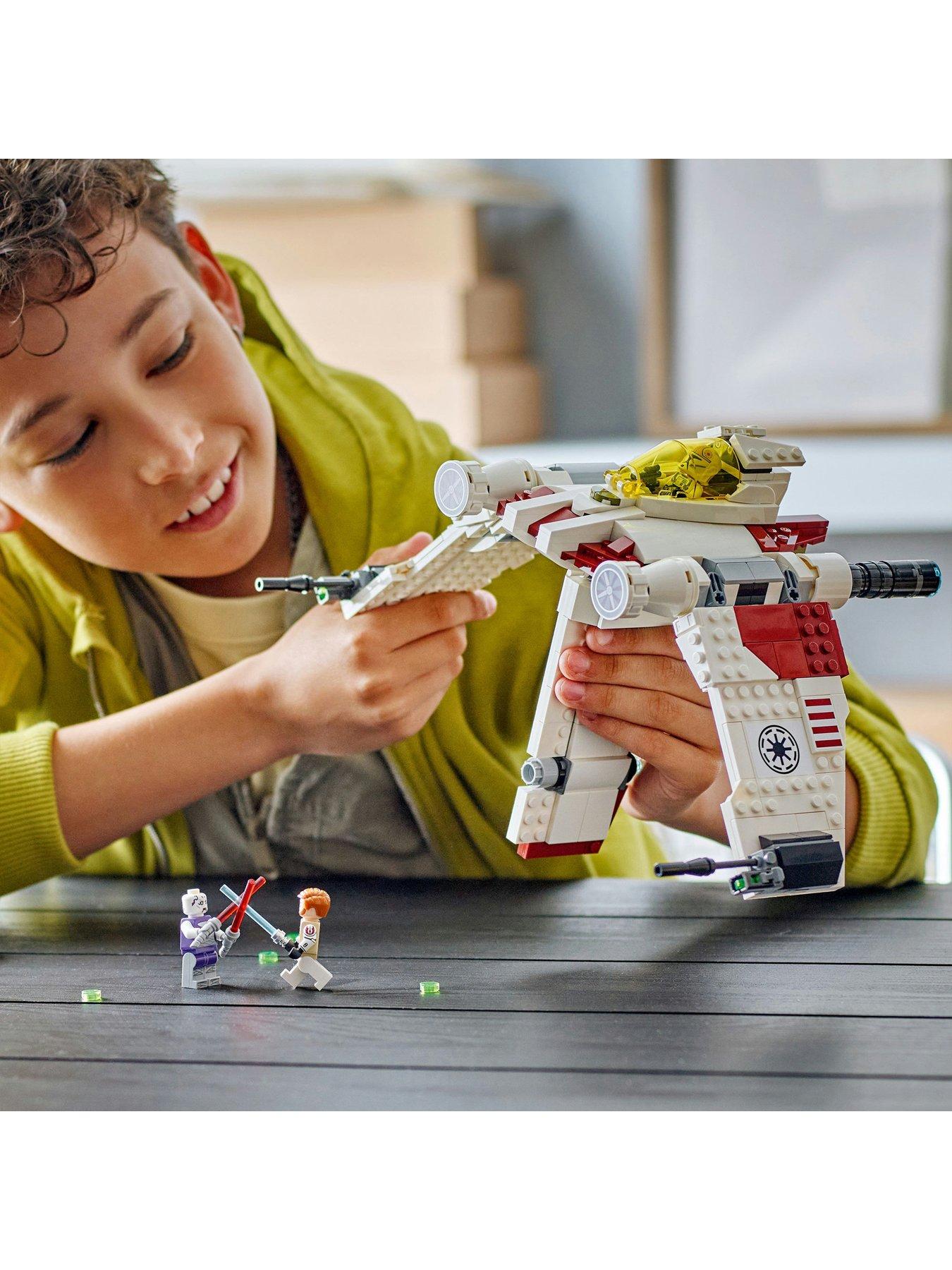 Image 6 of 8 of LEGO Star Wars The Clone Wars V-19 Torrent Starfighter 75432