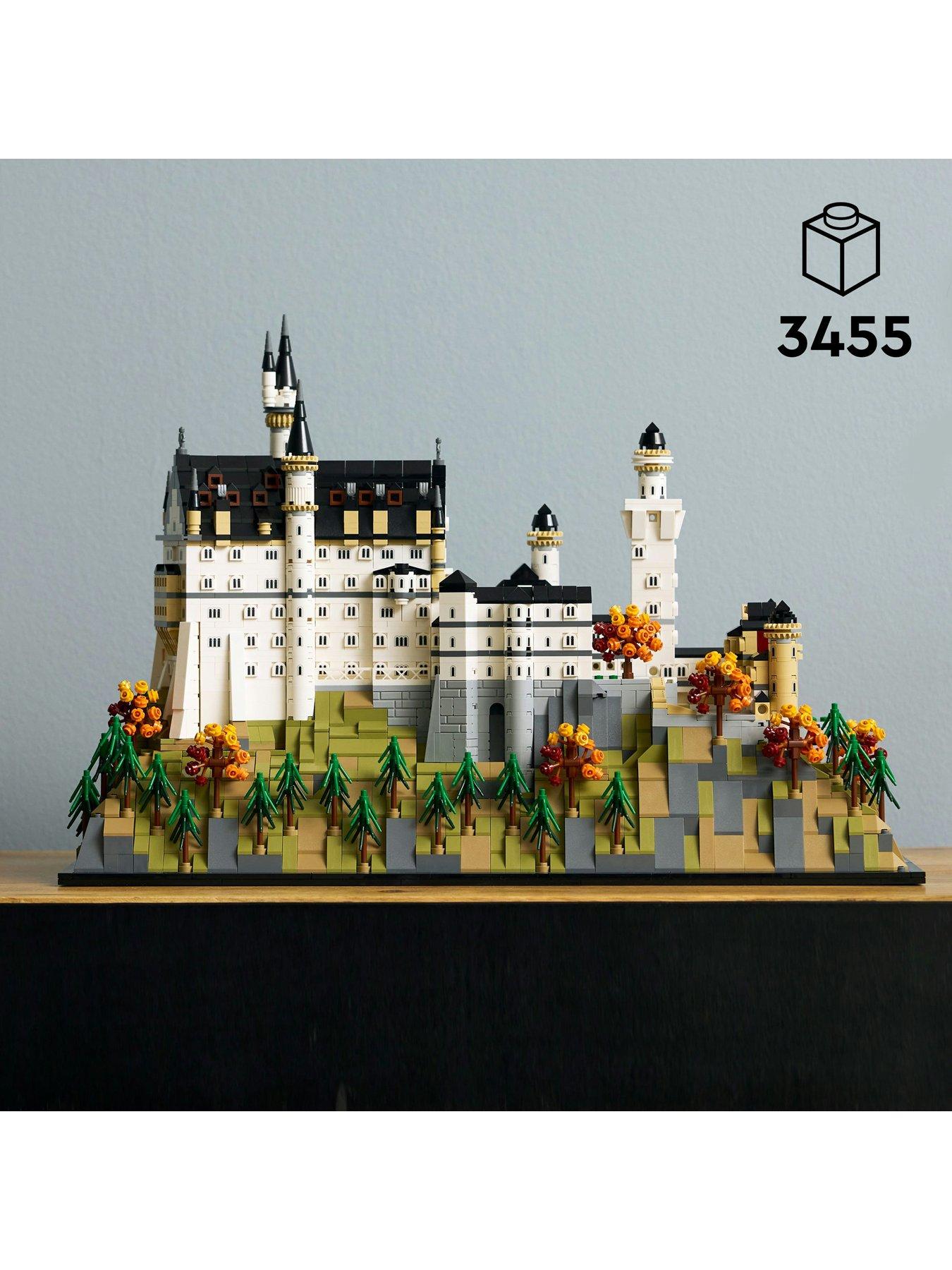 lego-architecture-neuschwanstein-castle-set-21063stillFront
