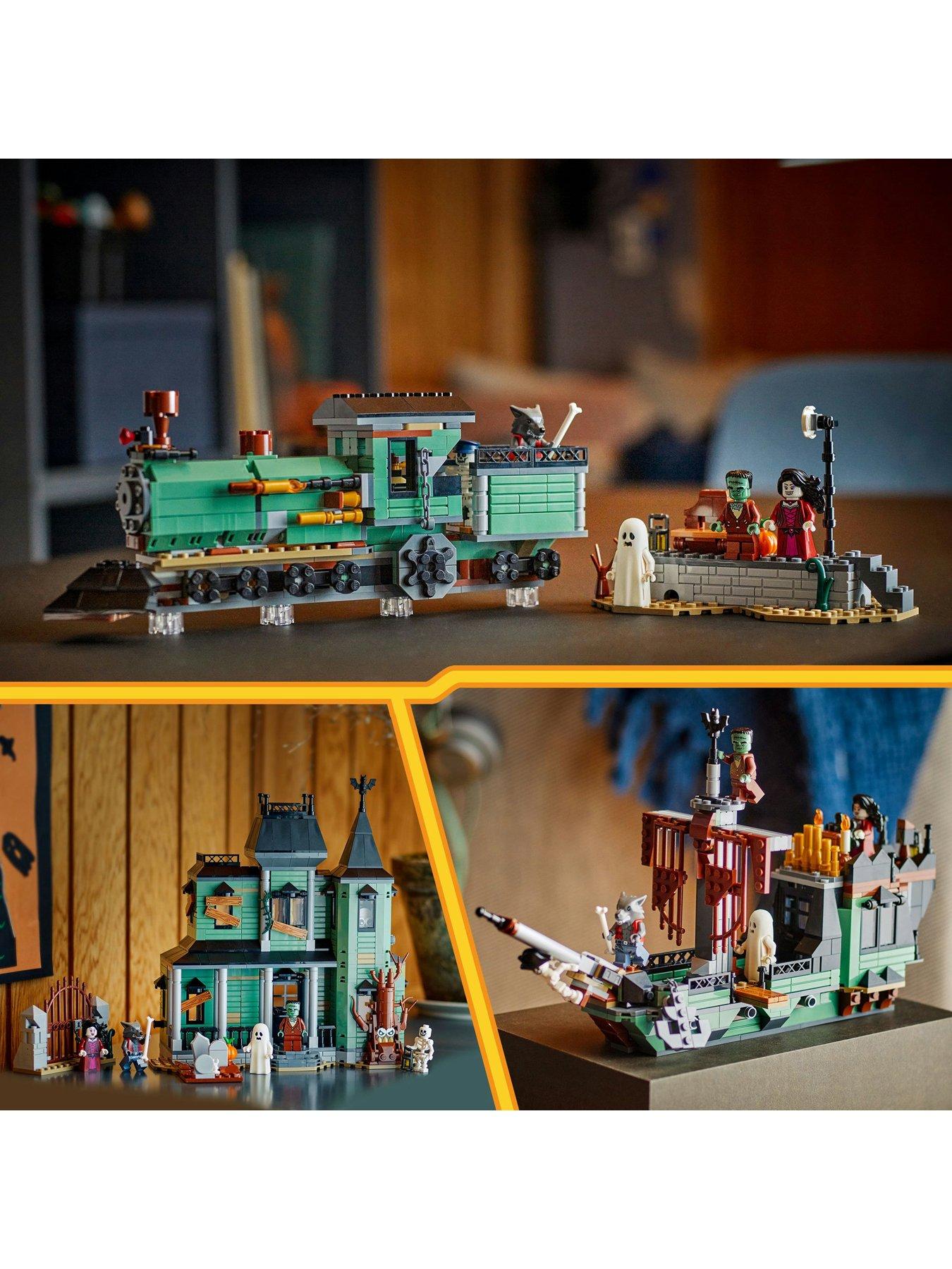 lego-creator-3in1-haunted-mansion-building-toy-31167detail