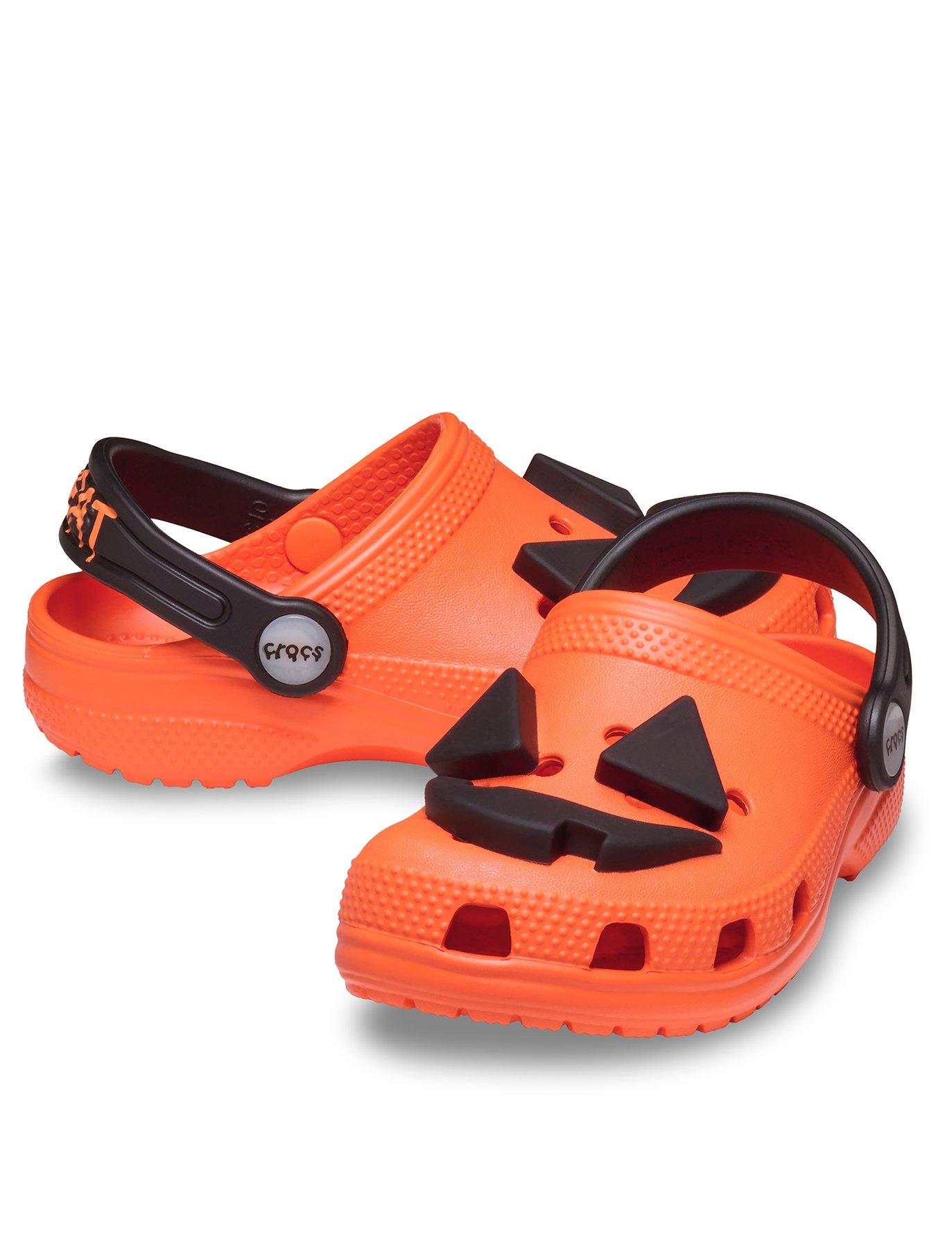crocs-junioryouth-halloween-jack-o-lantern-clogs-orange