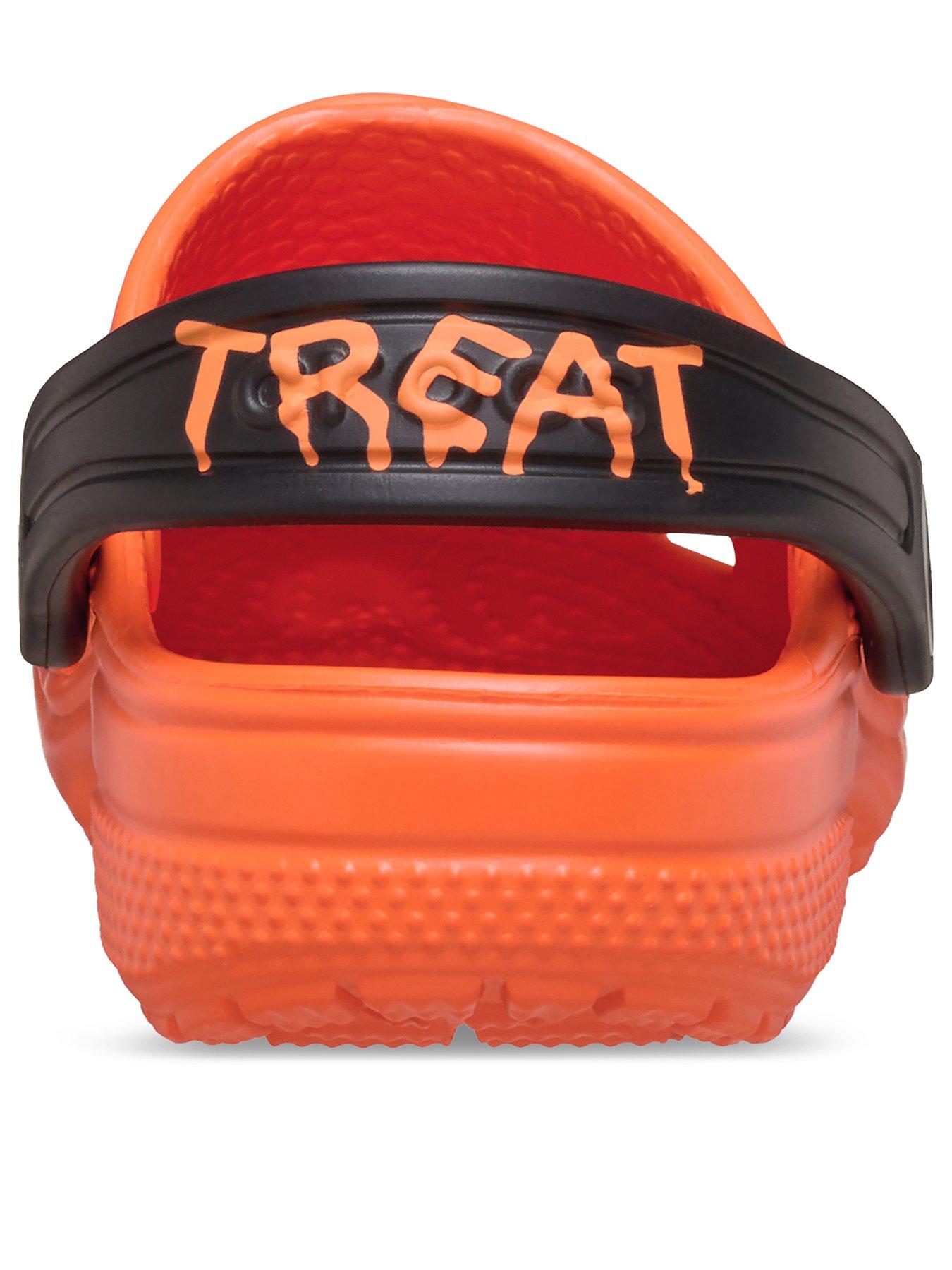crocs-junioryouth-halloween-jack-o-lantern-clogs-orangeback