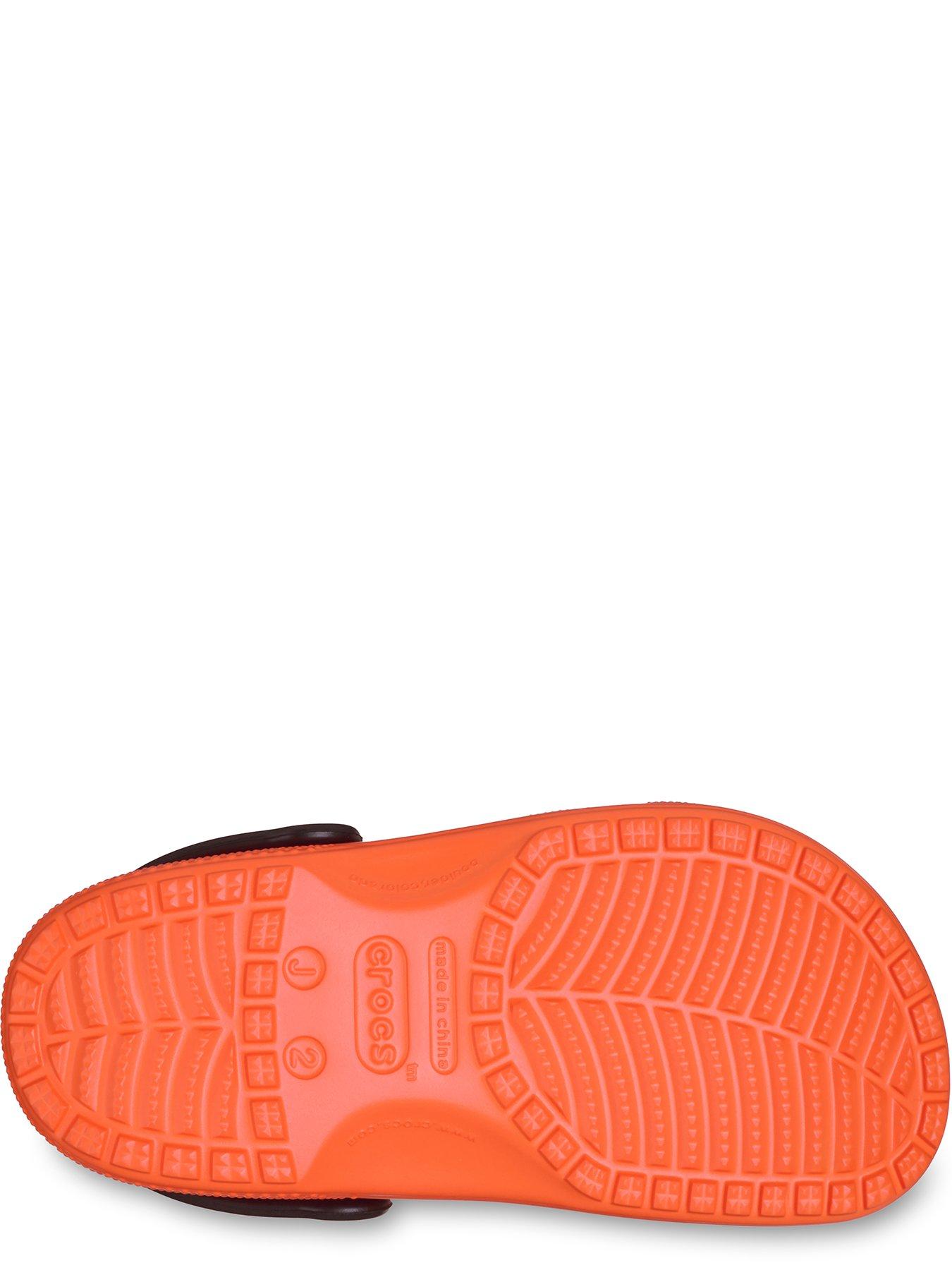 crocs-junioryouth-halloween-jack-o-lantern-clogs-orangedetail