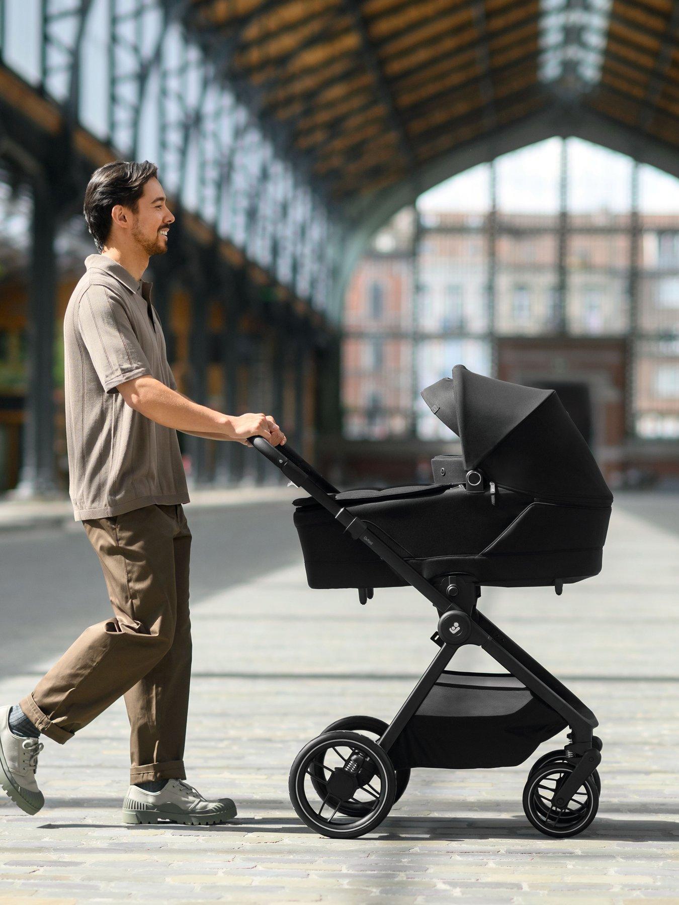 Image 6 of 8 of Maxi-Cosi Oxford + 9 Piece Select Pushchair Travel System - Twillic Black