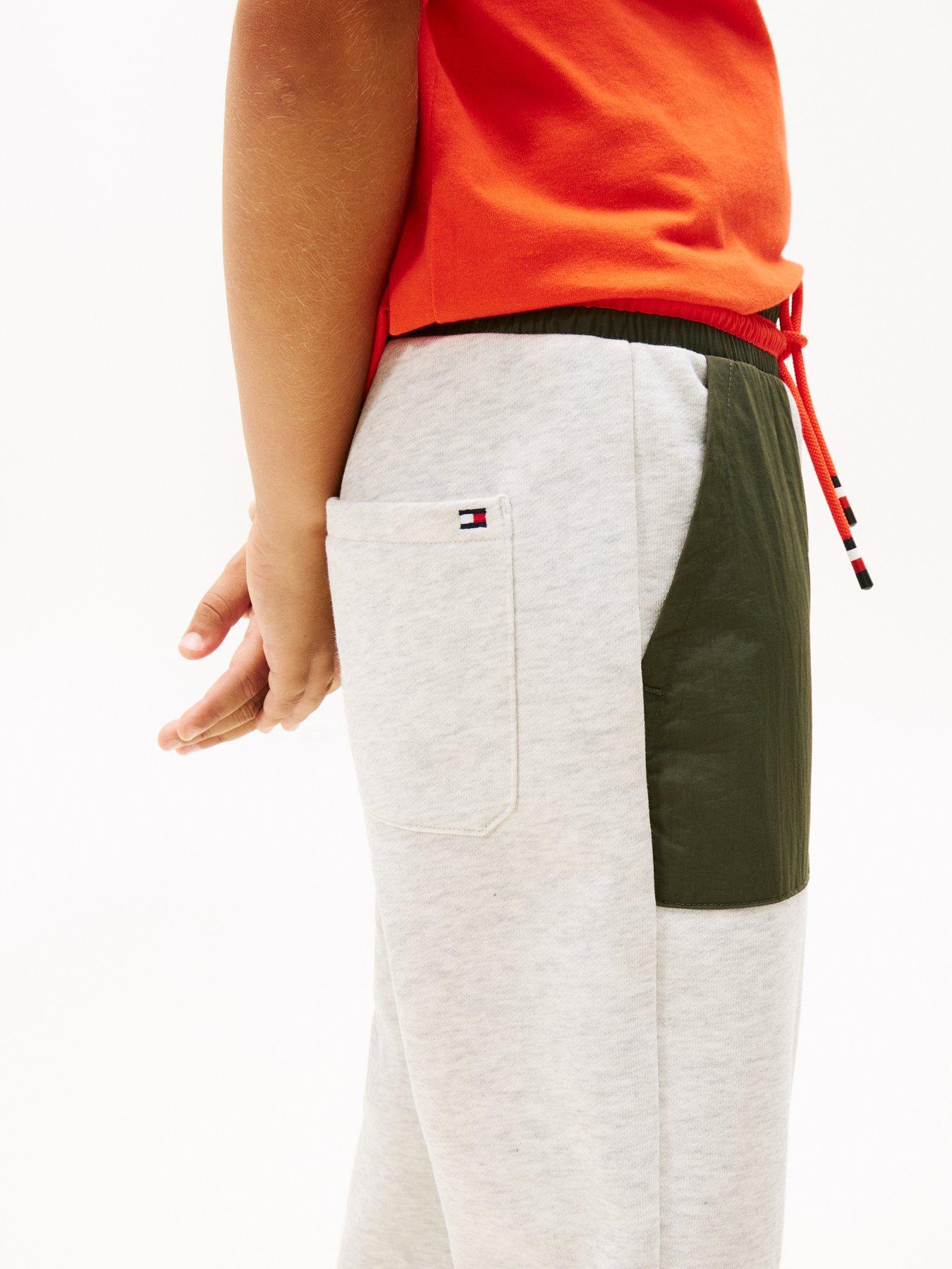 Image 4 of 5 of Tommy Hilfiger Boys Fabric Mix Colourblock Sweatpants - Light Grey