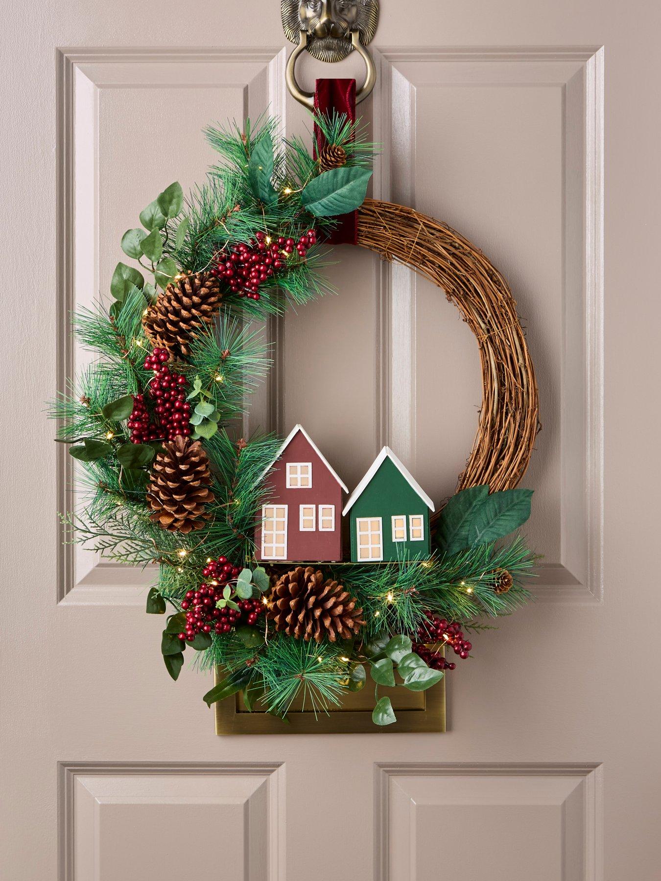 very-home-60-cm-pre-lit-christmas-wreath-with-house-scene