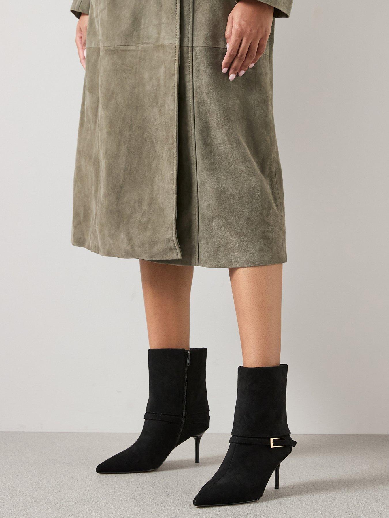 The Very Collection Pointed Ankle Boot - Black