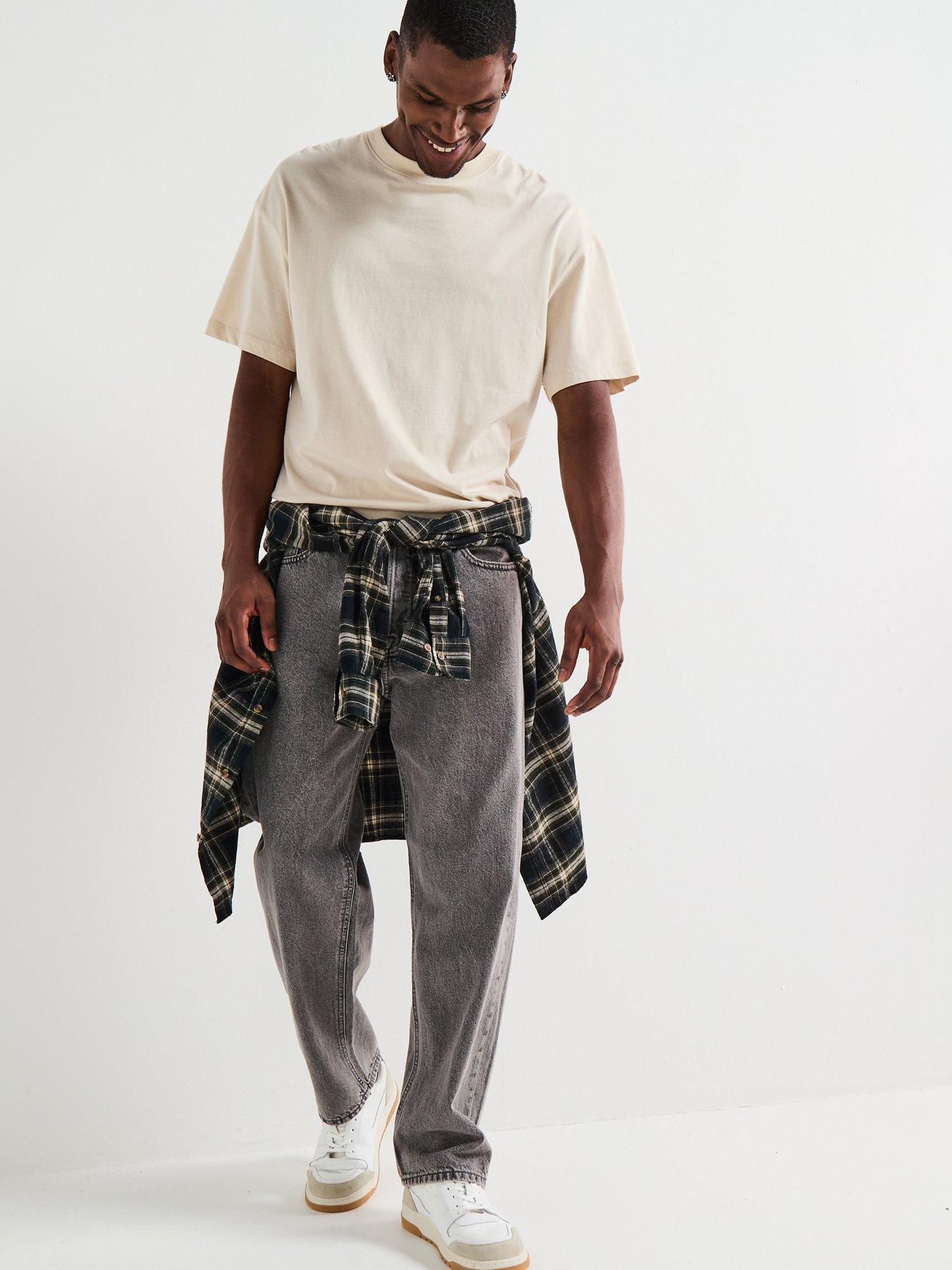 Image 3 of 6 of Jack & Jones Chris Relaxed Fit Jeans - Grey