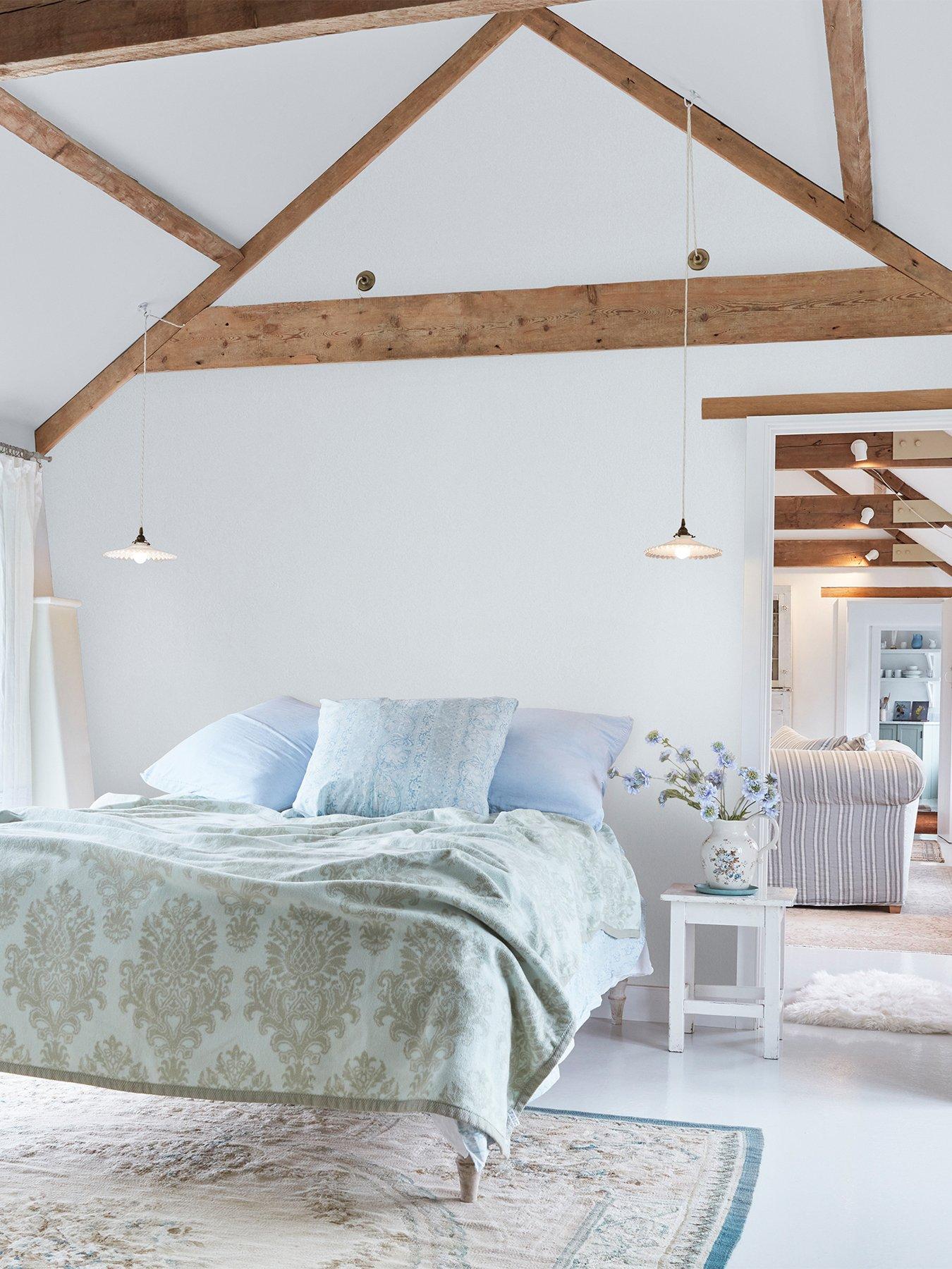 Rachel Ashwell Shabby Chic By Rachel Ashwell® Shabby Tranquility Matte Emulsion Multi Surface Paint 2.5l