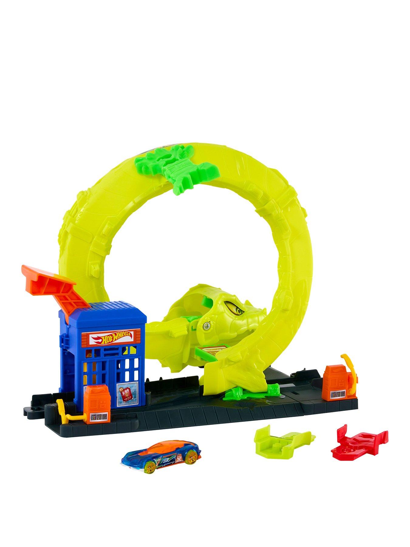 undefined Hot Wheels City Snake Attack Gas Station Playset