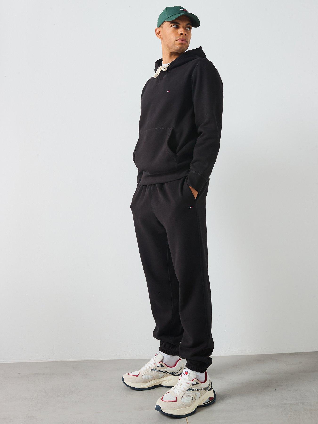 tommy-hilfiger-essential-fleece-cuff-joggers-blackdetail