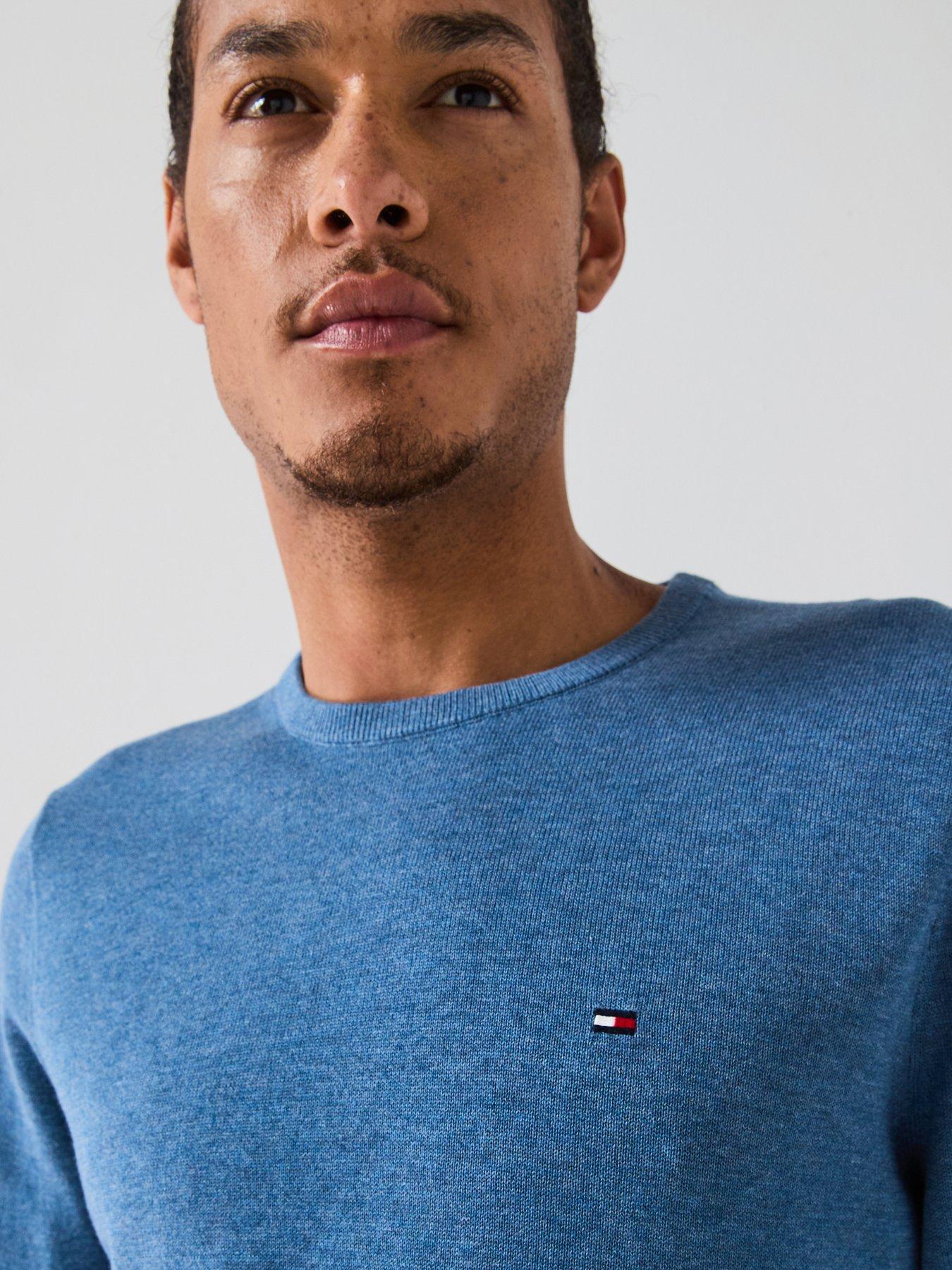 tommy-hilfiger-essential-cotton-crew-neck-knitted-jumper-blueoutfit