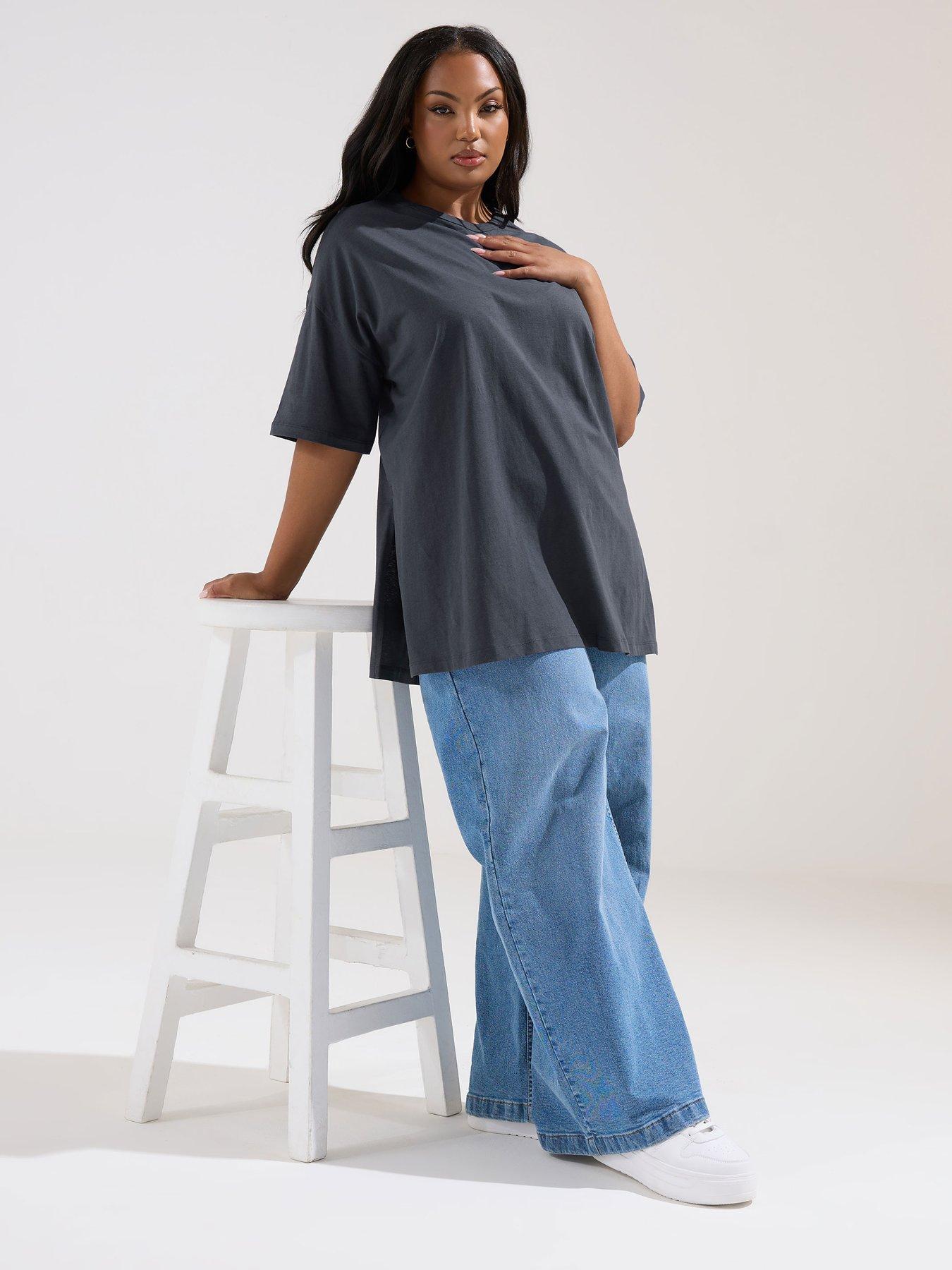 Image 3 of 5 of Yours Curve Oversized Side Split T-Shirt - Grey