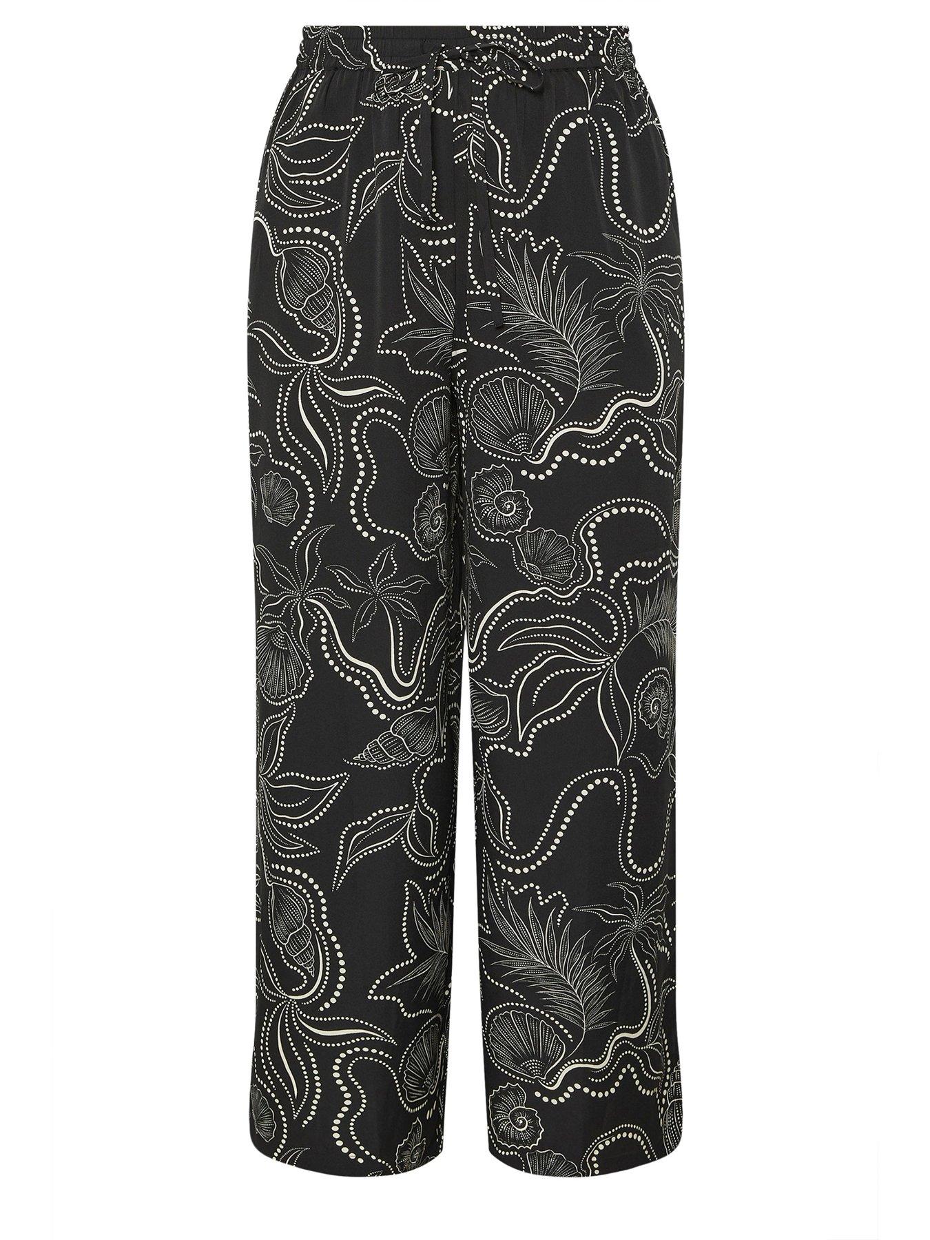 Image 5 of 5 of Yours Curve Shell Print Wide Leg Trouser - Black