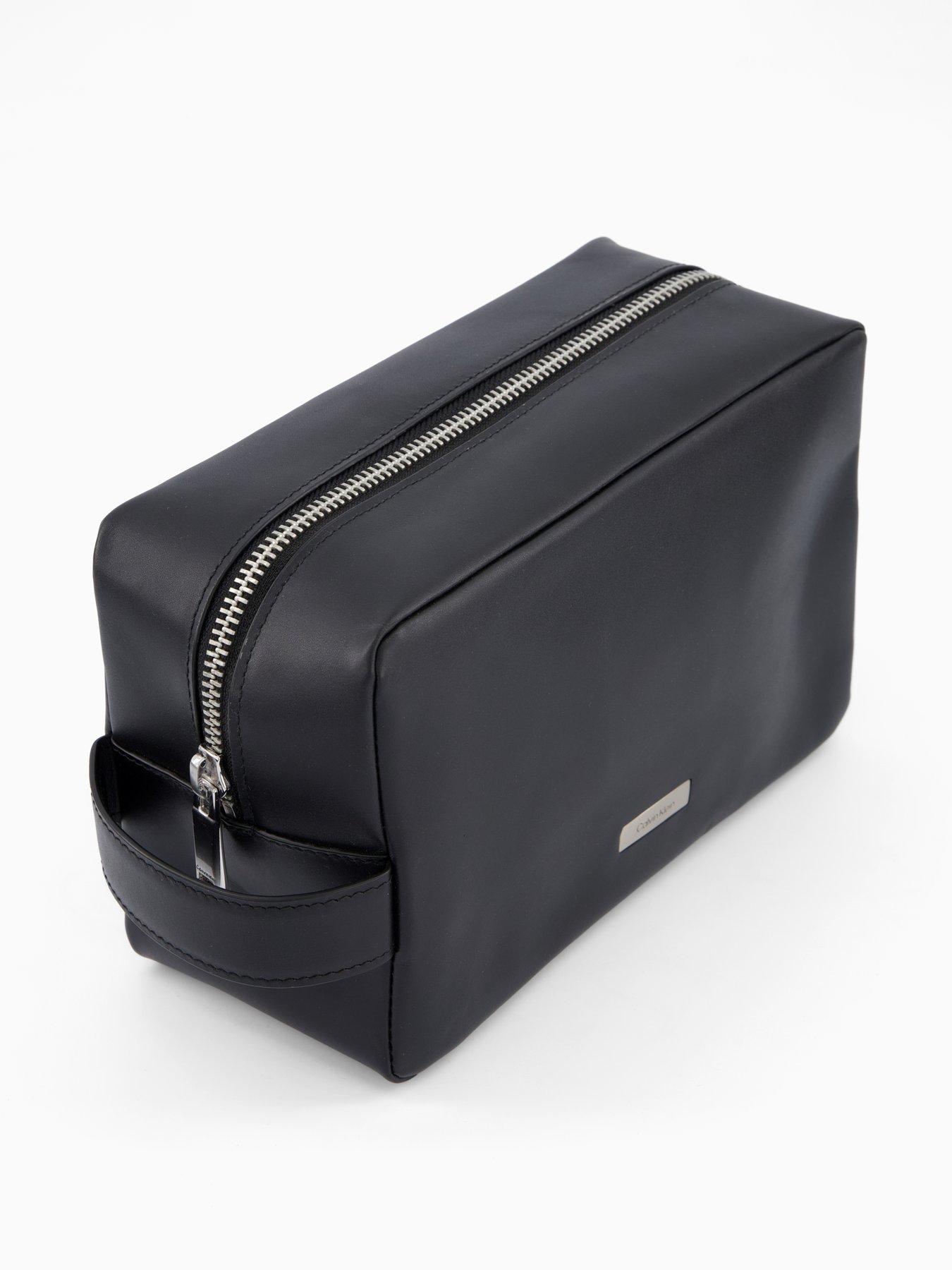 Image 2 of 4 of Calvin Klein Plaque Wash Bag - Black
