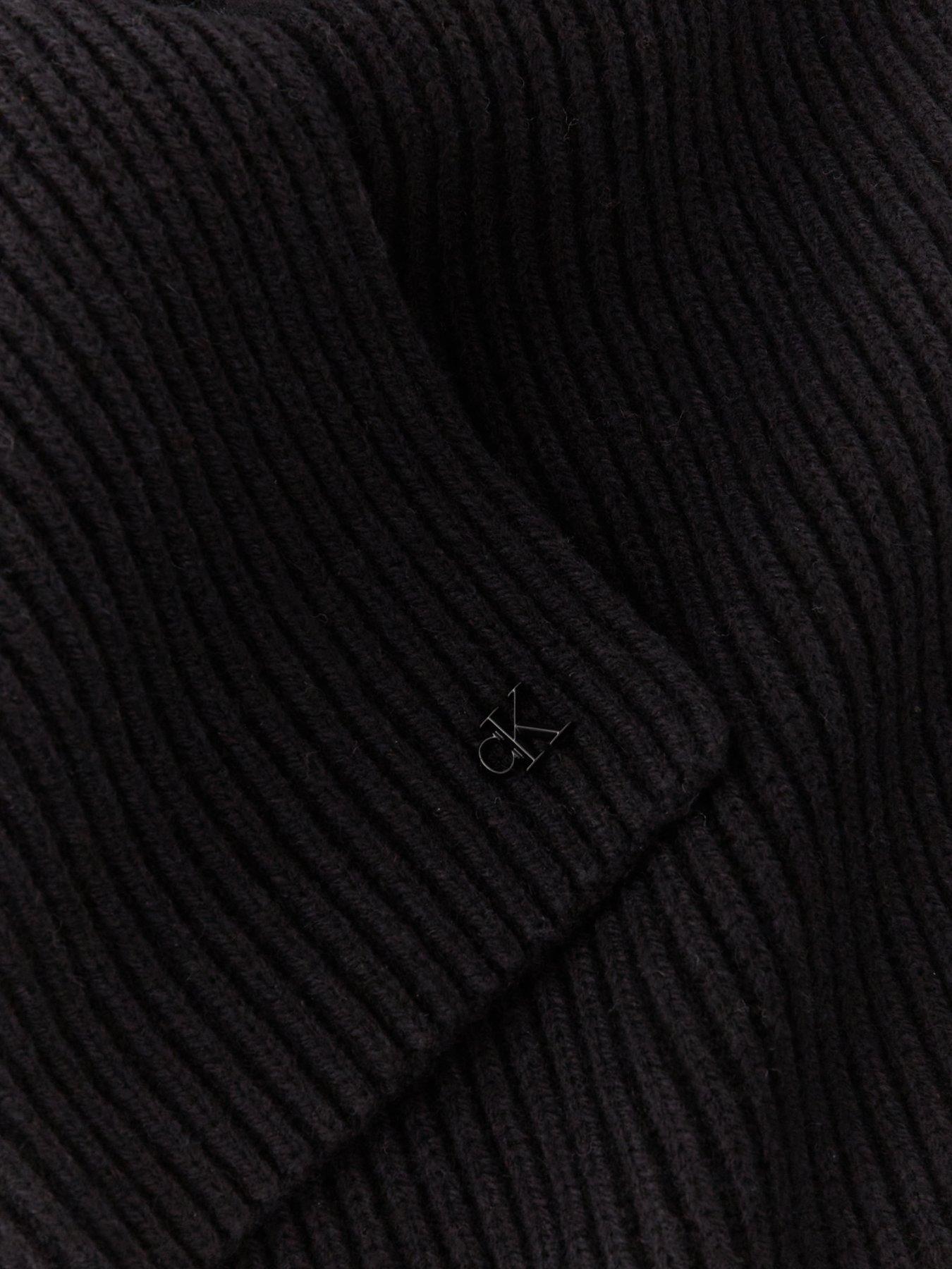 calvin-klein-ck-metal-wool-rib-scarf-blackoutfit