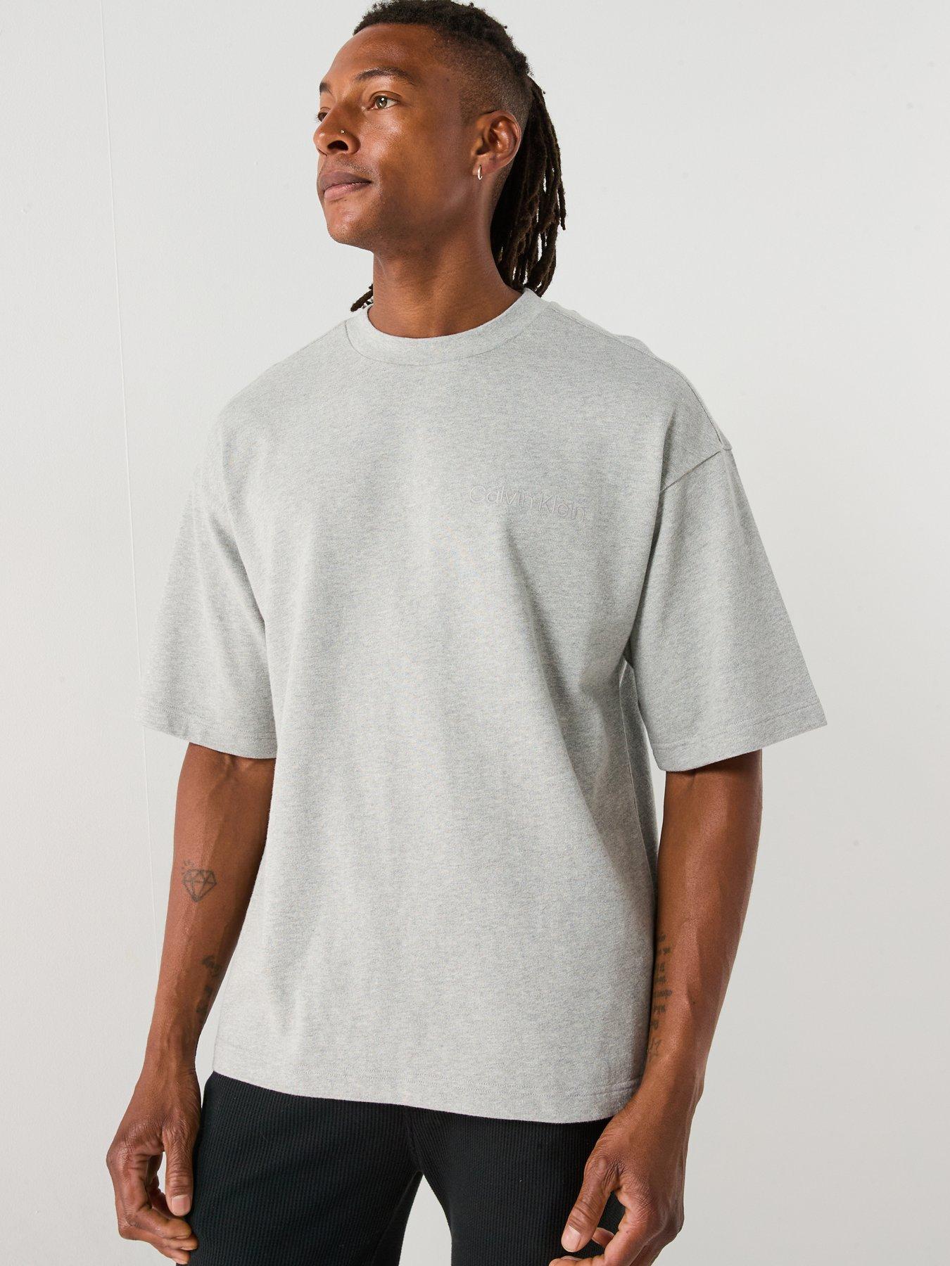 calvin-klein-loungewear-central-logo-t-shirt-greydetail