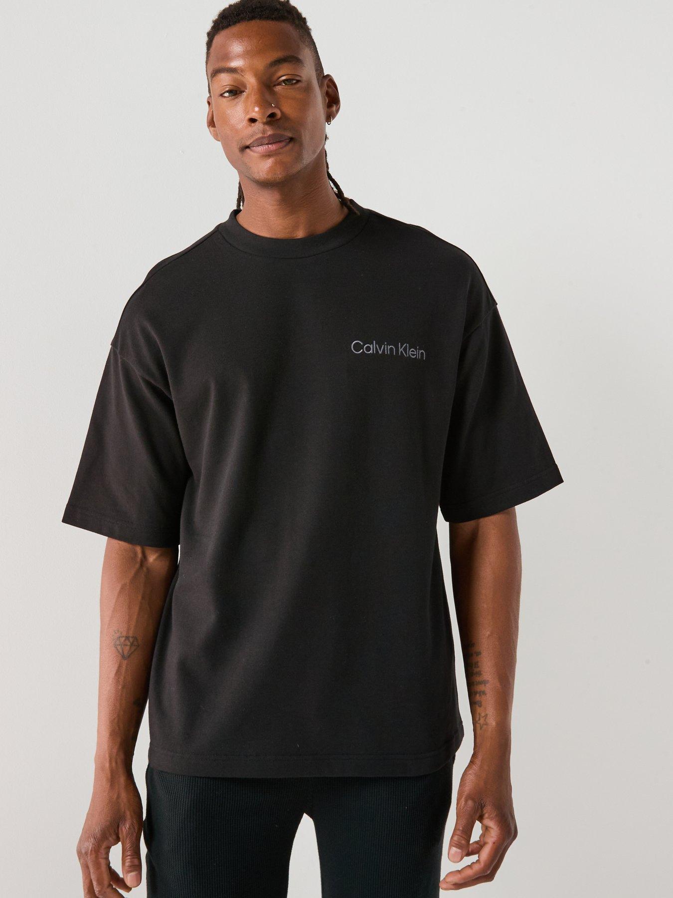 calvin-klein-loungewear-central-logo-t-shirt-blackdetail