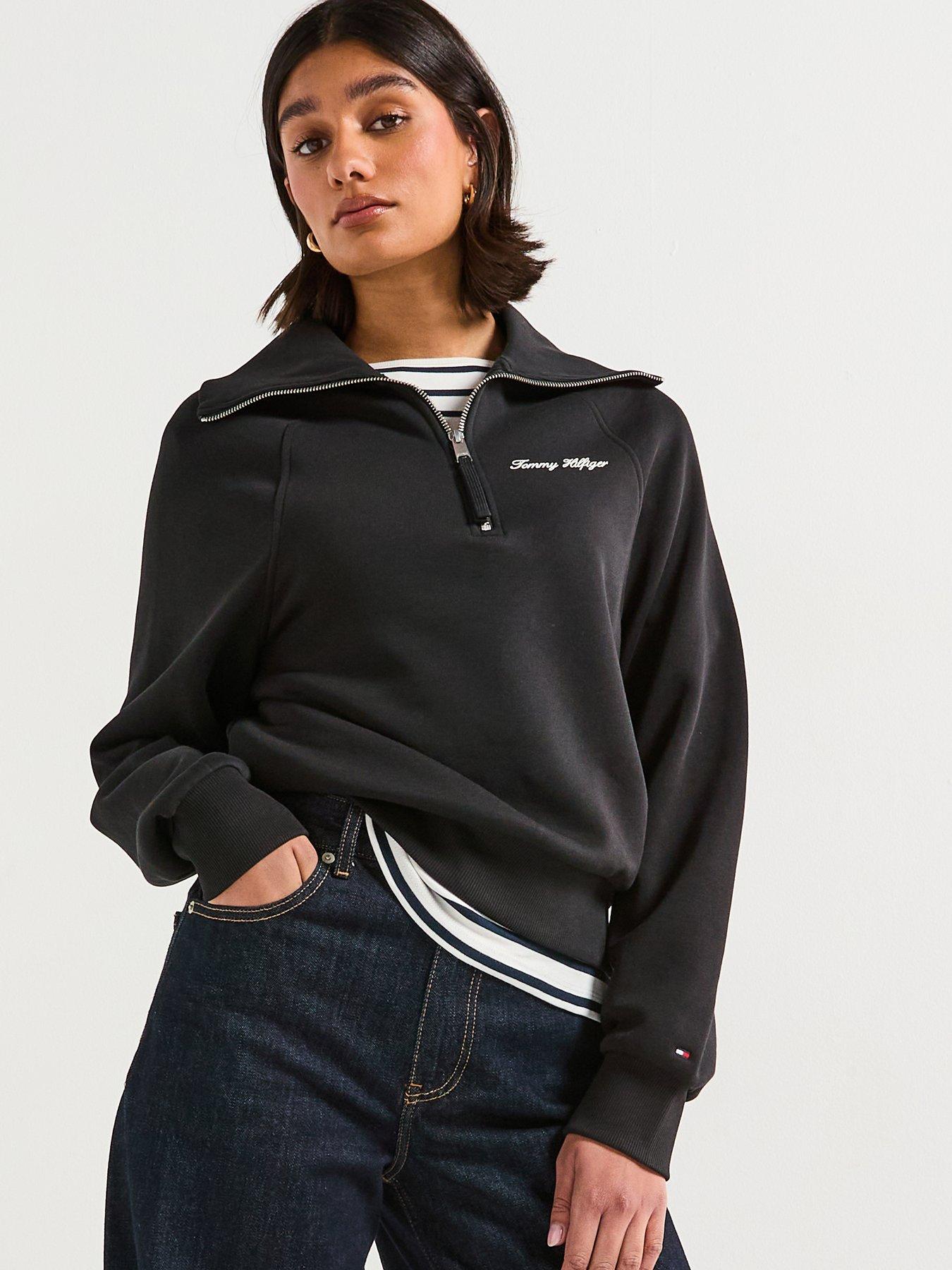 tommy-hilfiger-classic-script-fleece-half-zip-sweater-blackdetail