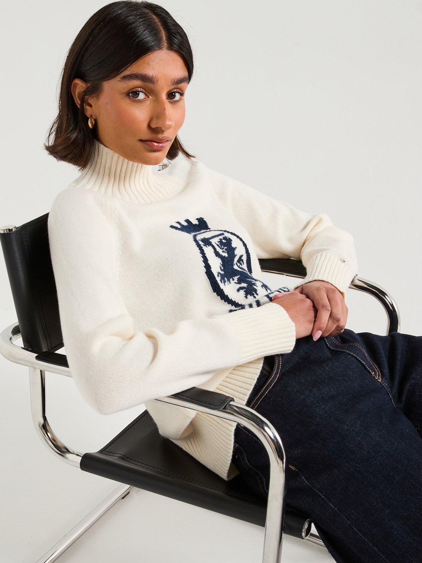 tommy-hilfiger-graphic-logo-high-neck-wool-sweater-beige