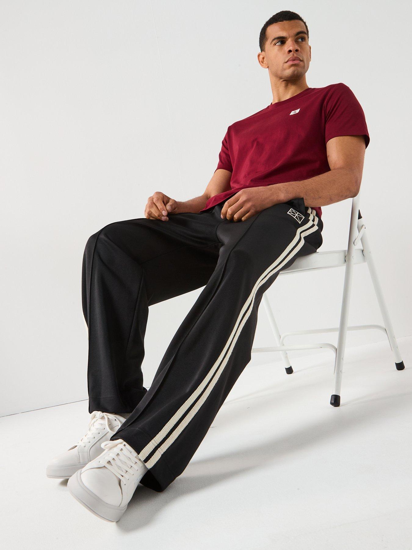 calvin-klein-heavyweight-side-stripe-joggers-blackdetail