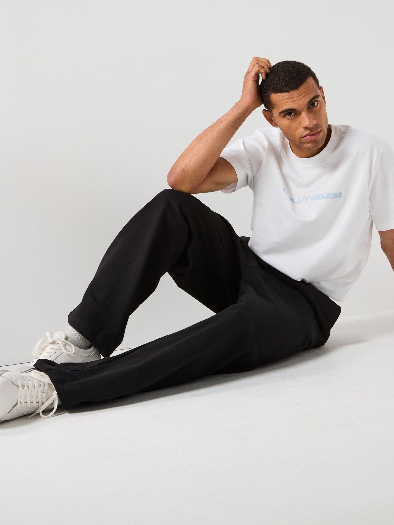 calvin-klein-premium-terry-ck-emblem-joggers-blackdetail