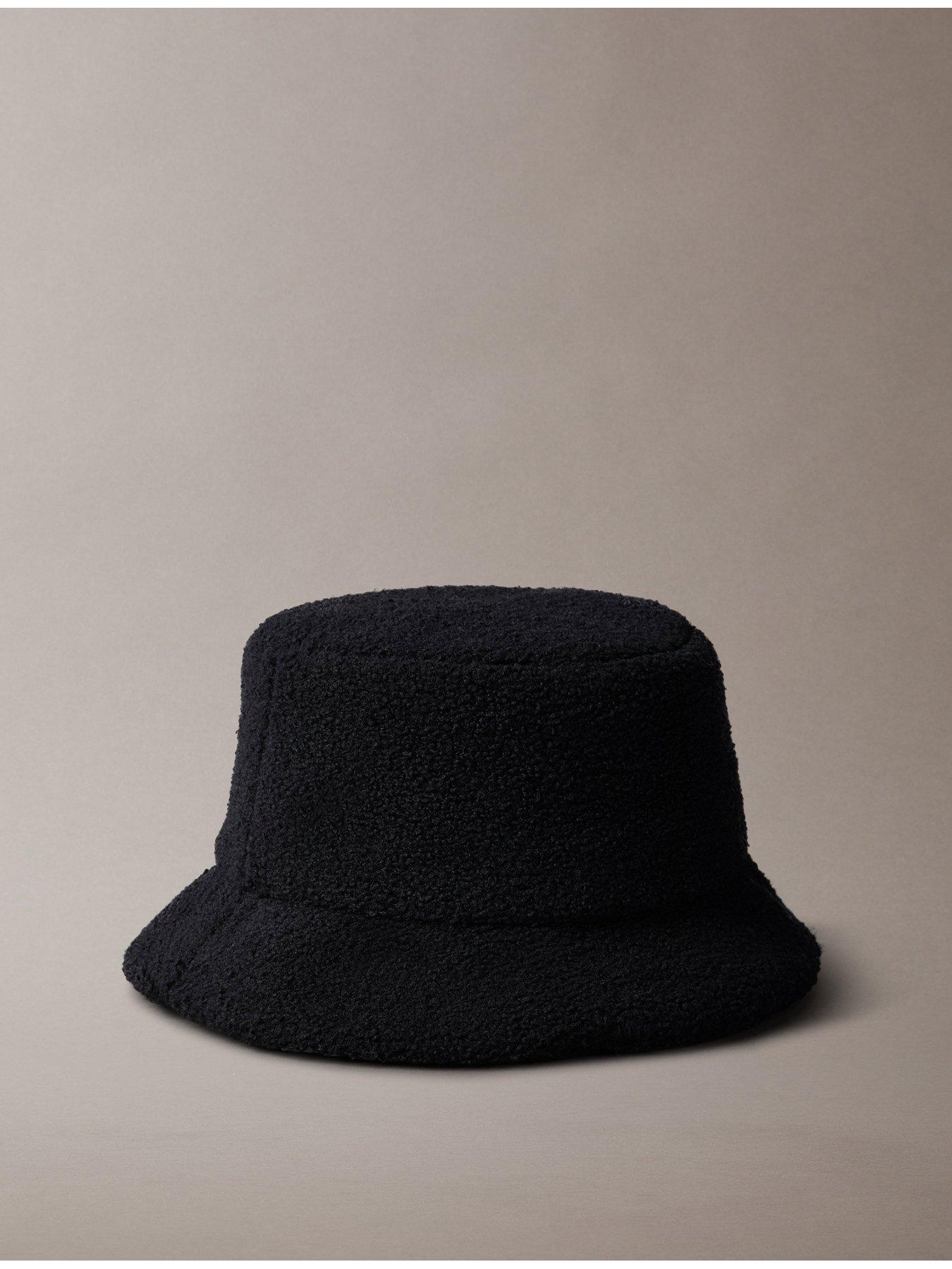 calvin-klein-teddy-boucle-ck-patch-bucket-hat-blackstillFront