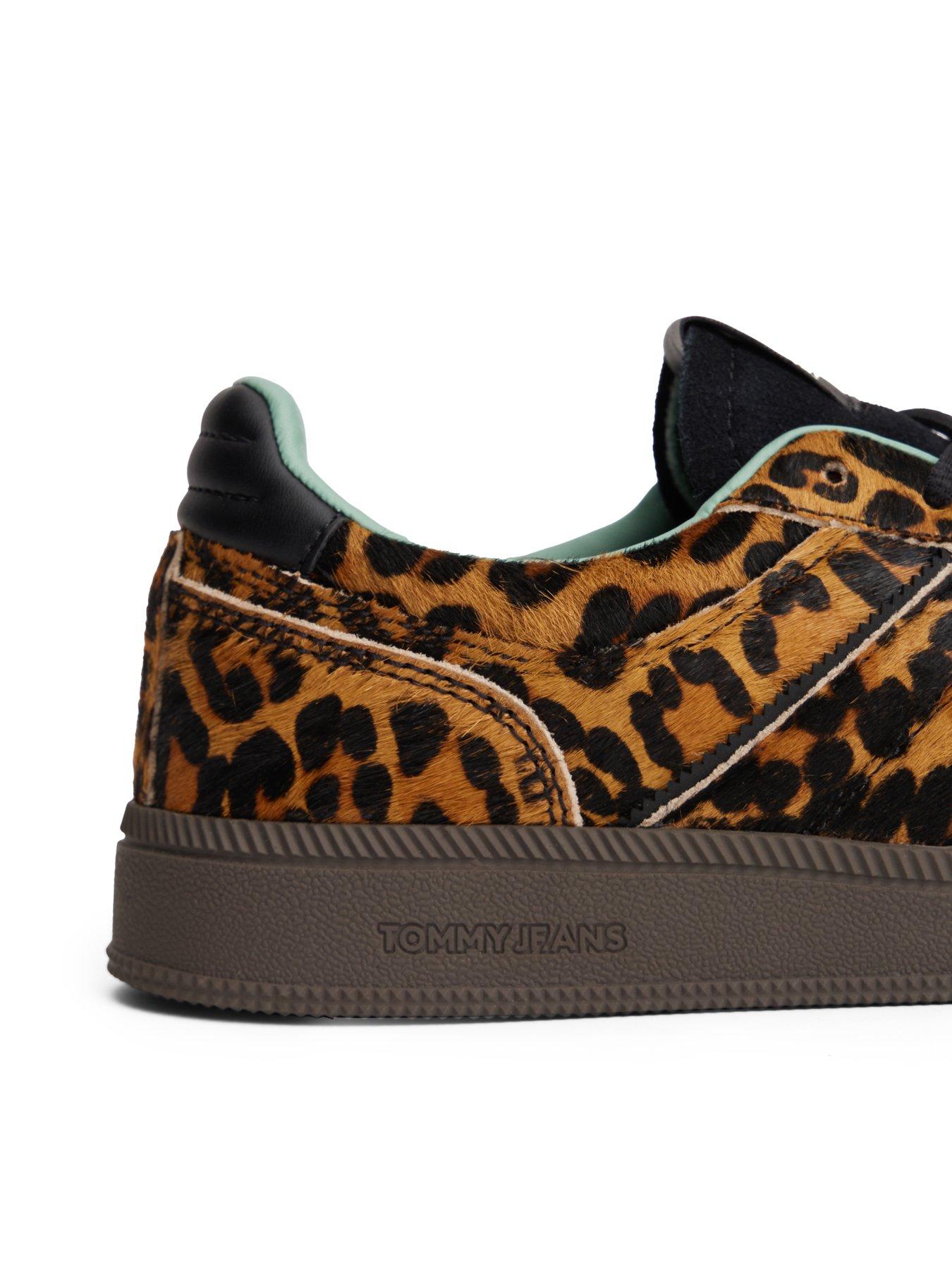 Image 5 of 6 of Tommy Jeans E Greenwich Edge Leopard Print Trainers - Multi
